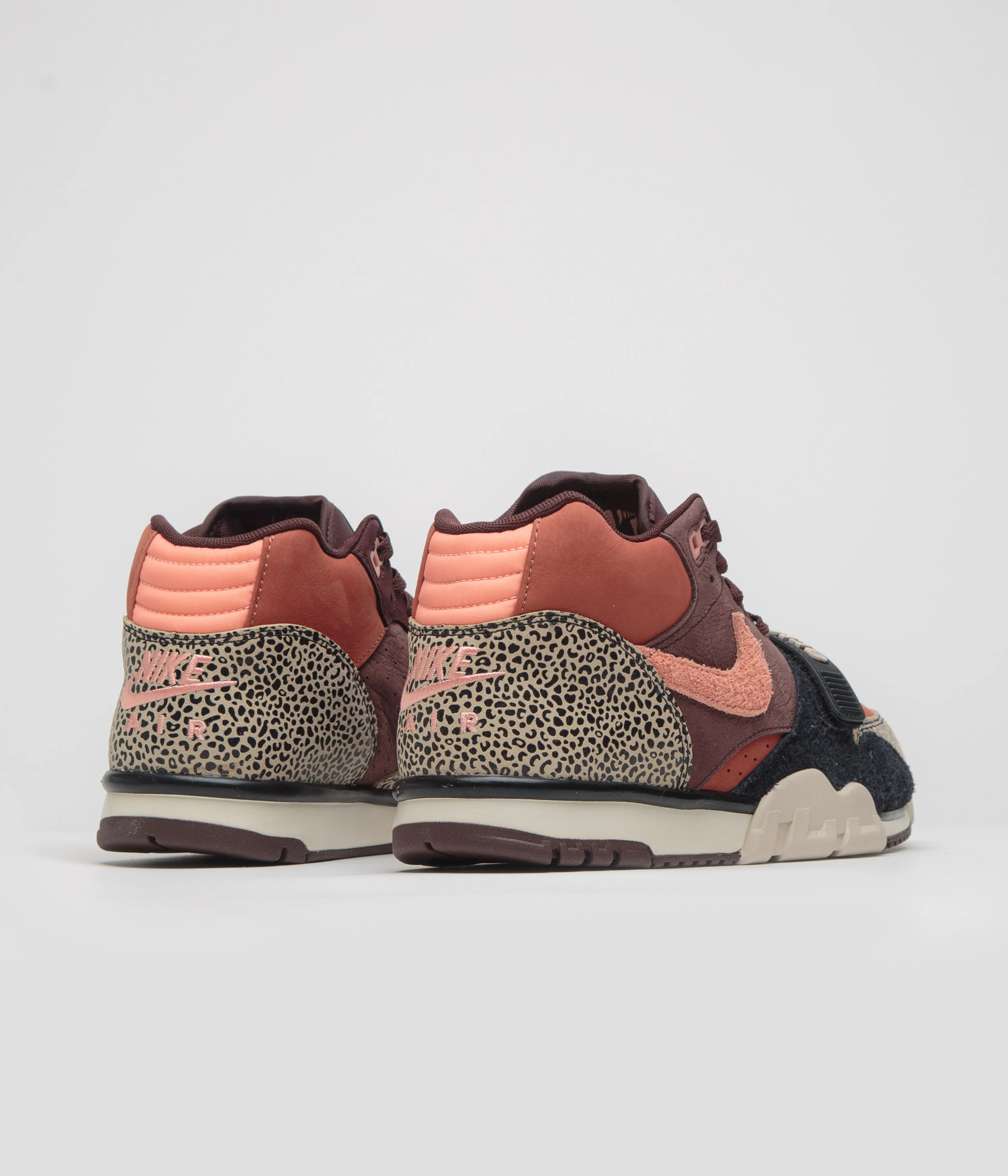 Nike SB x Arts-Rec Air Trainer 1 Shoes - Limestone / Pink Quartz - Earth - Dusty Peach - Image 4