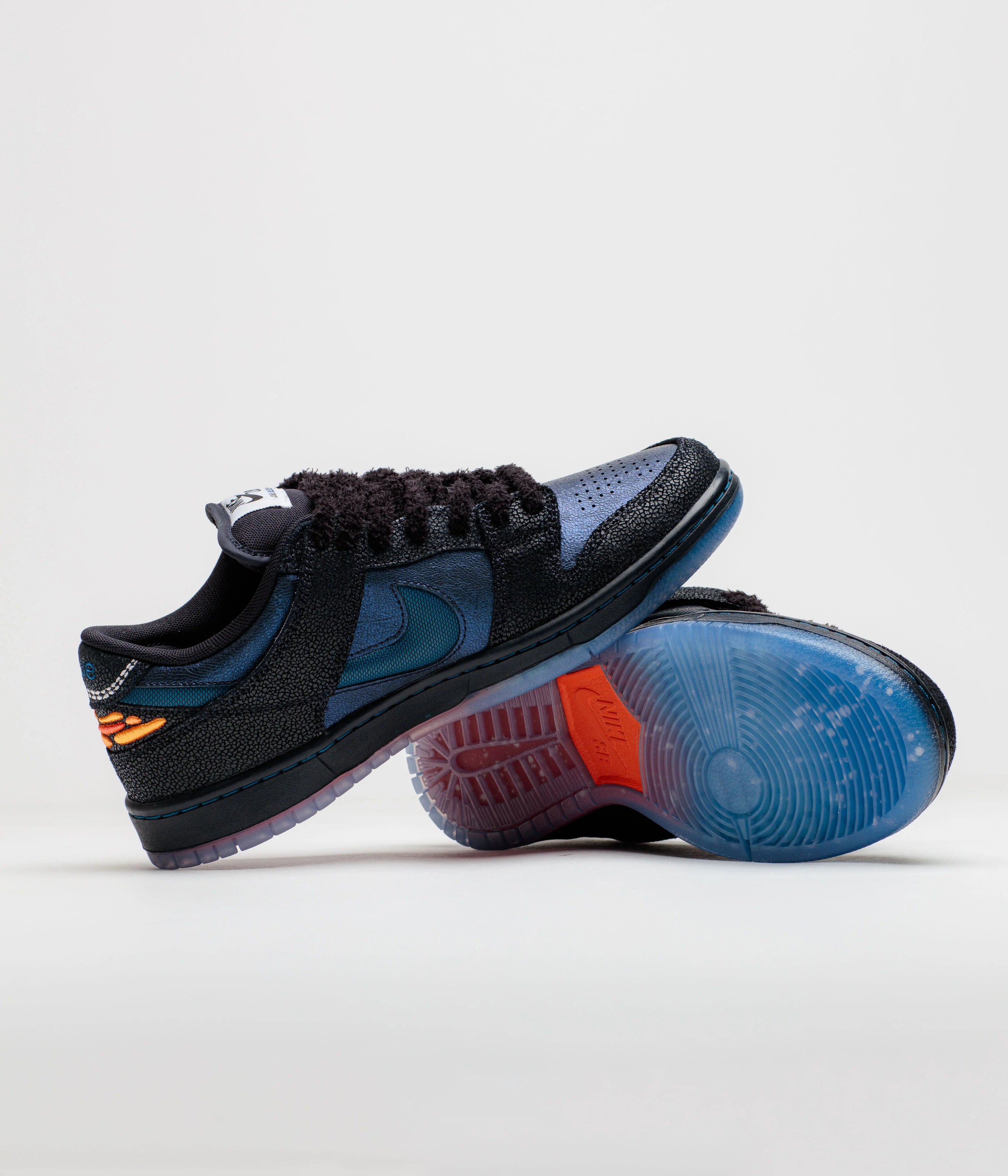 Nike SB x Bluetile Dunk Low Pro Shoes - Black / Marina - White - Campfire Orange - Image 5