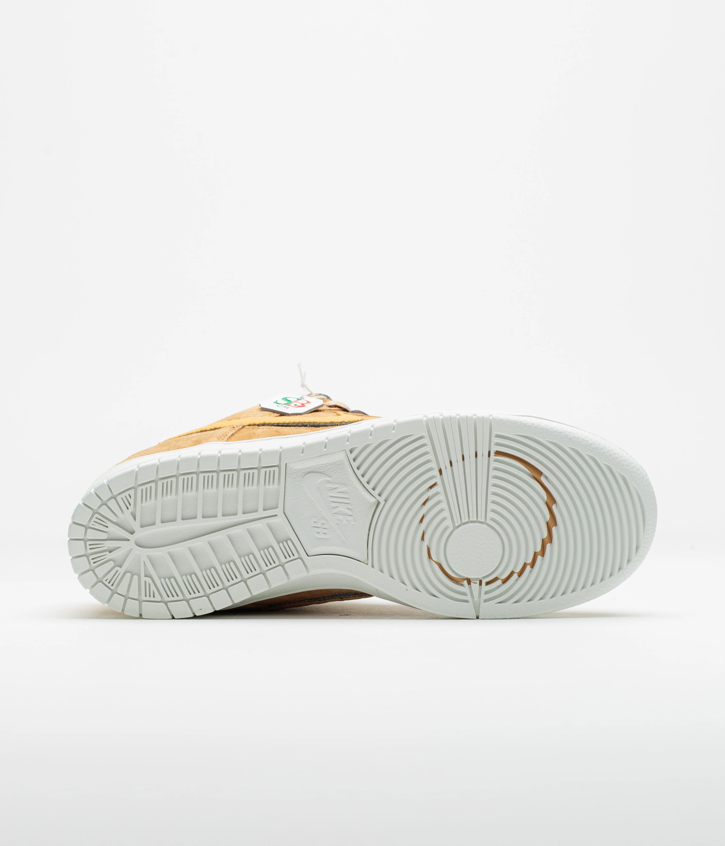 Nike SB x Note Dunk Low Pro ‘Brew And Biscuits' Shoes - Flax / Honeycomb - Summit White - Sail - Image 7