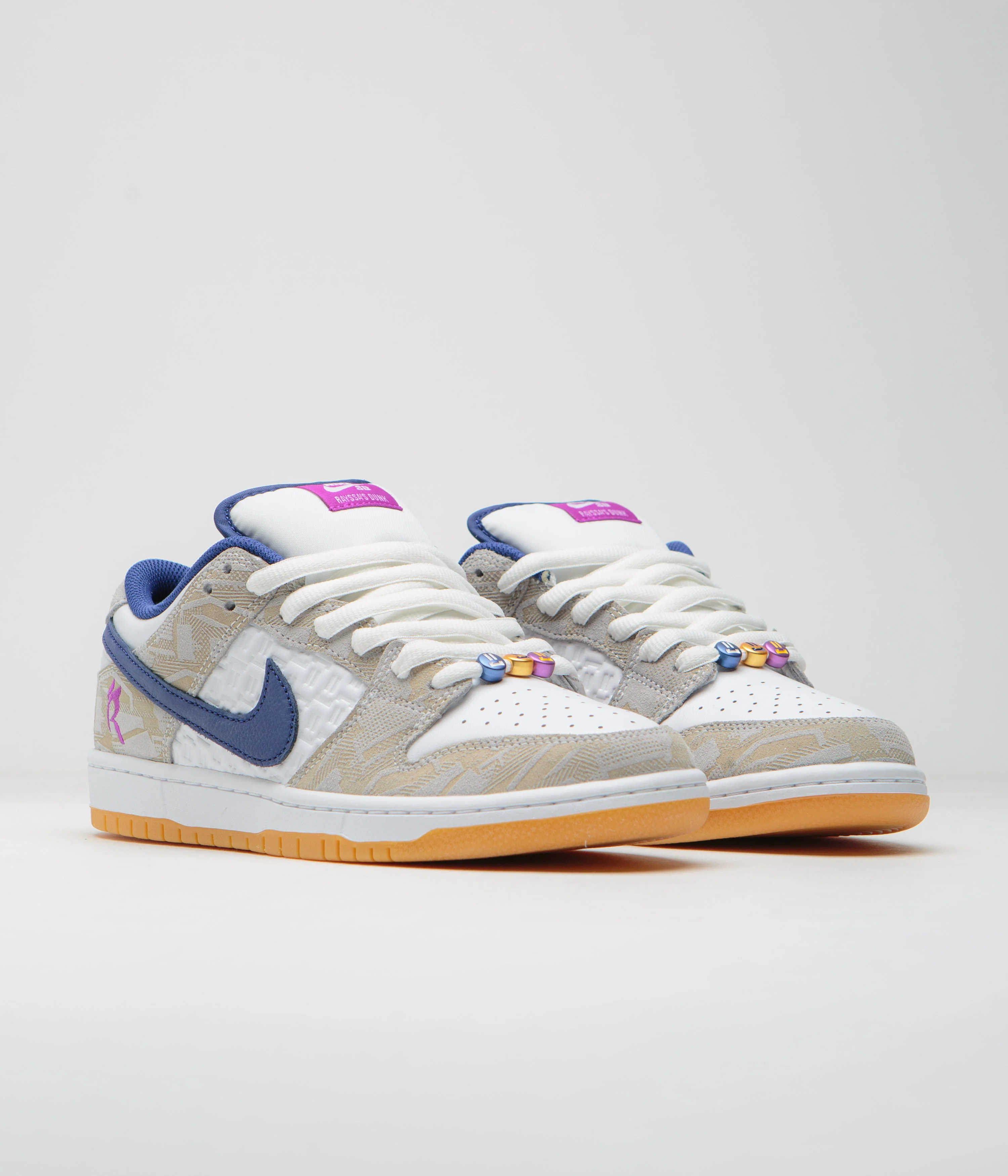 Nike SB x Rayssa Leal Dunk Low Premium Shoes - Pure Platinum / Deep Royal Blue - Image 2