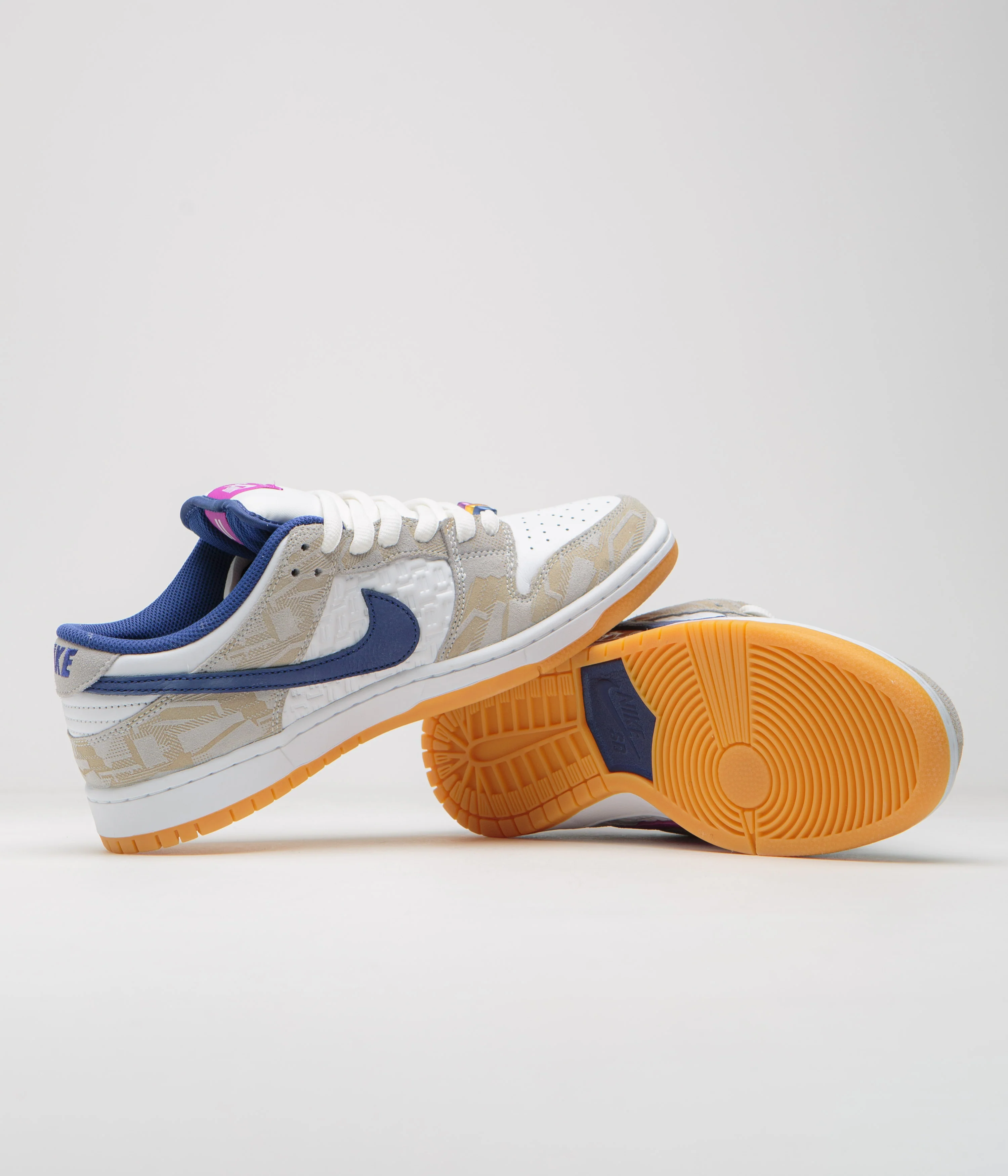 Nike SB x Rayssa Leal Dunk Low Premium Shoes - Pure Platinum / Deep Royal Blue - Image 5