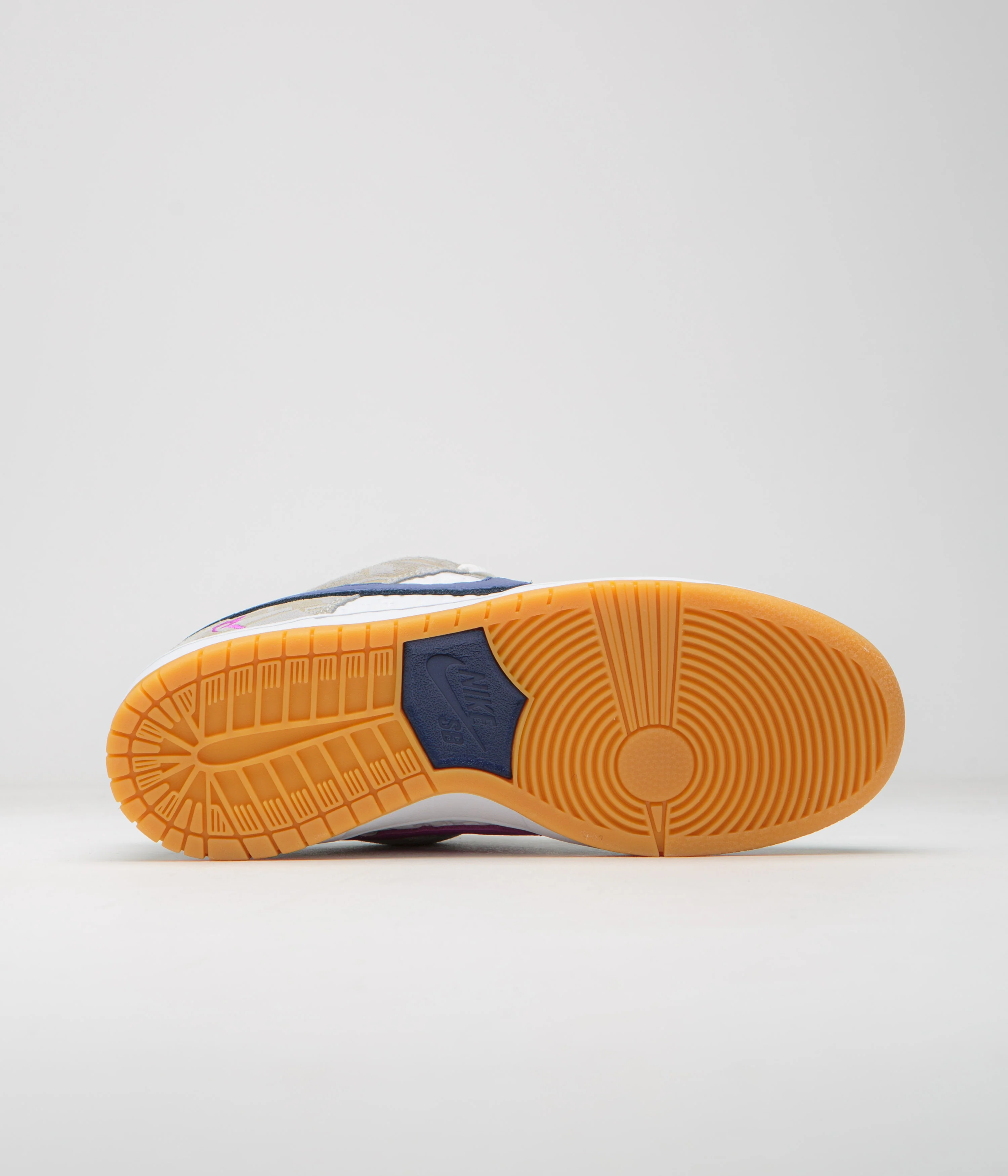 Nike SB x Rayssa Leal Dunk Low Premium Shoes - Pure Platinum / Deep Royal Blue - Image 7
