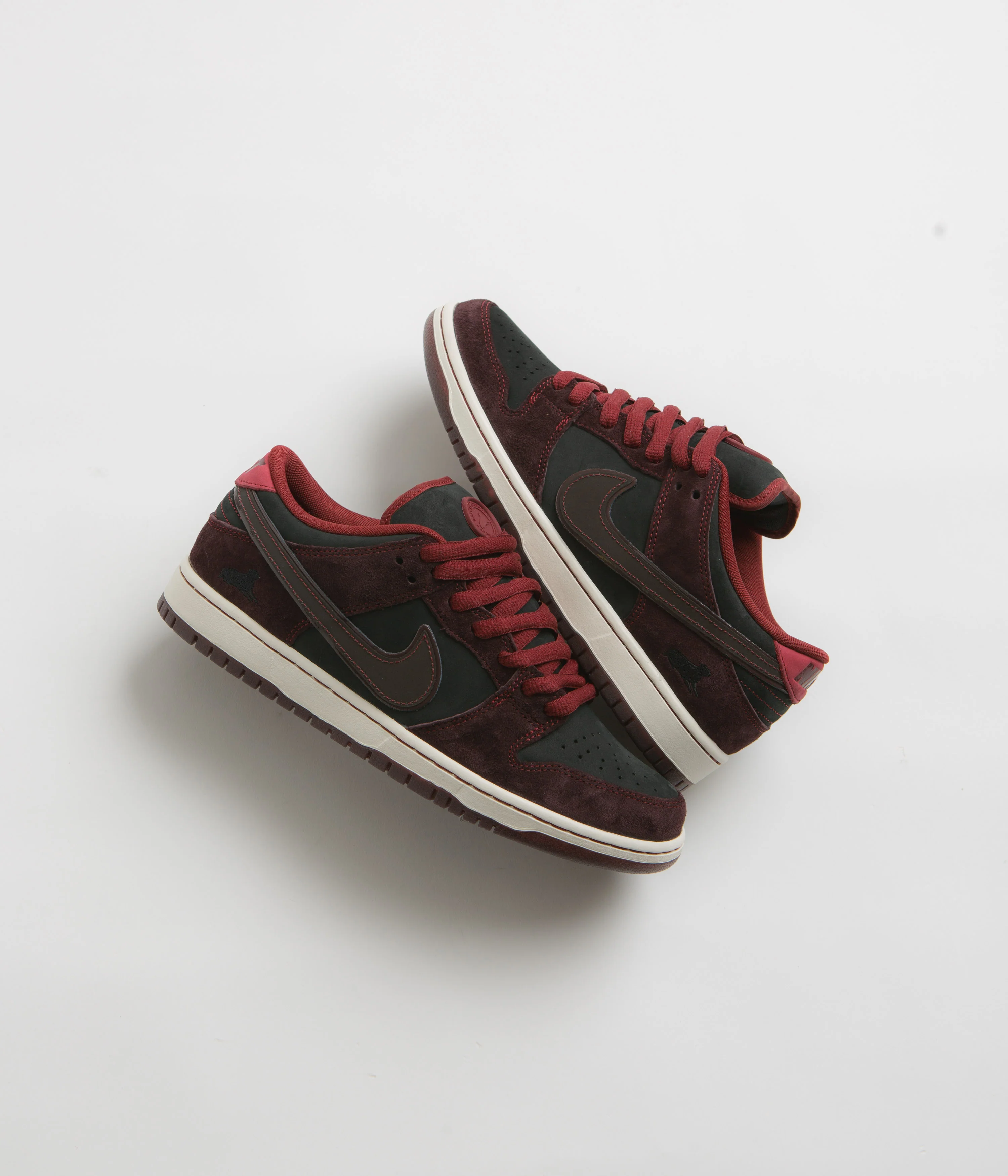 Nike SB x RIOT Skateshop Dunk Low Pro Shoes - Mahogany / Dark Beetroot - Team Red - Sail - Image 2