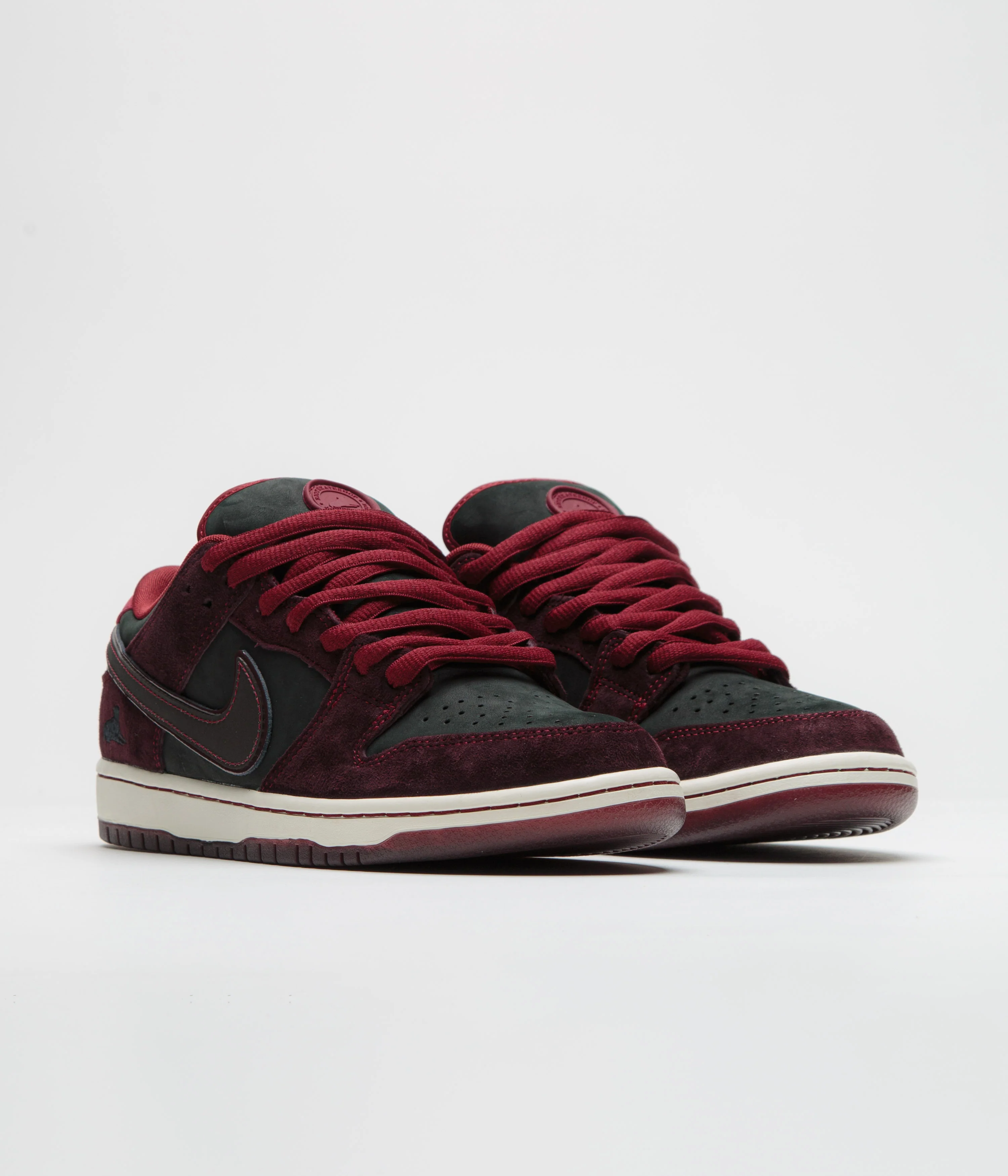 Nike SB x RIOT Skateshop Dunk Low Pro Shoes - Mahogany / Dark Beetroot - Team Red - Sail - Image 3