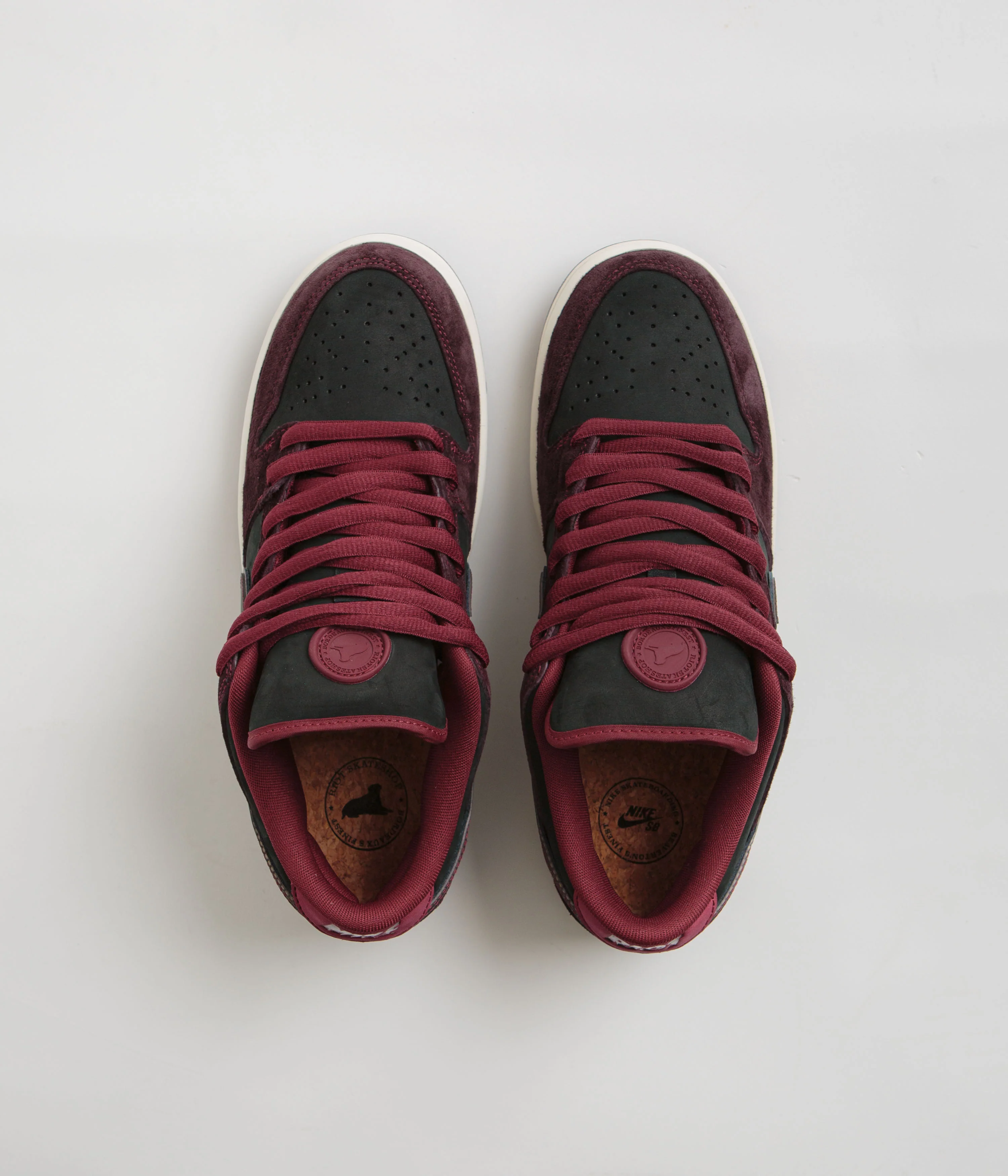 Nike SB x RIOT Skateshop Dunk Low Pro Shoes - Mahogany / Dark Beetroot - Team Red - Sail - Image 9