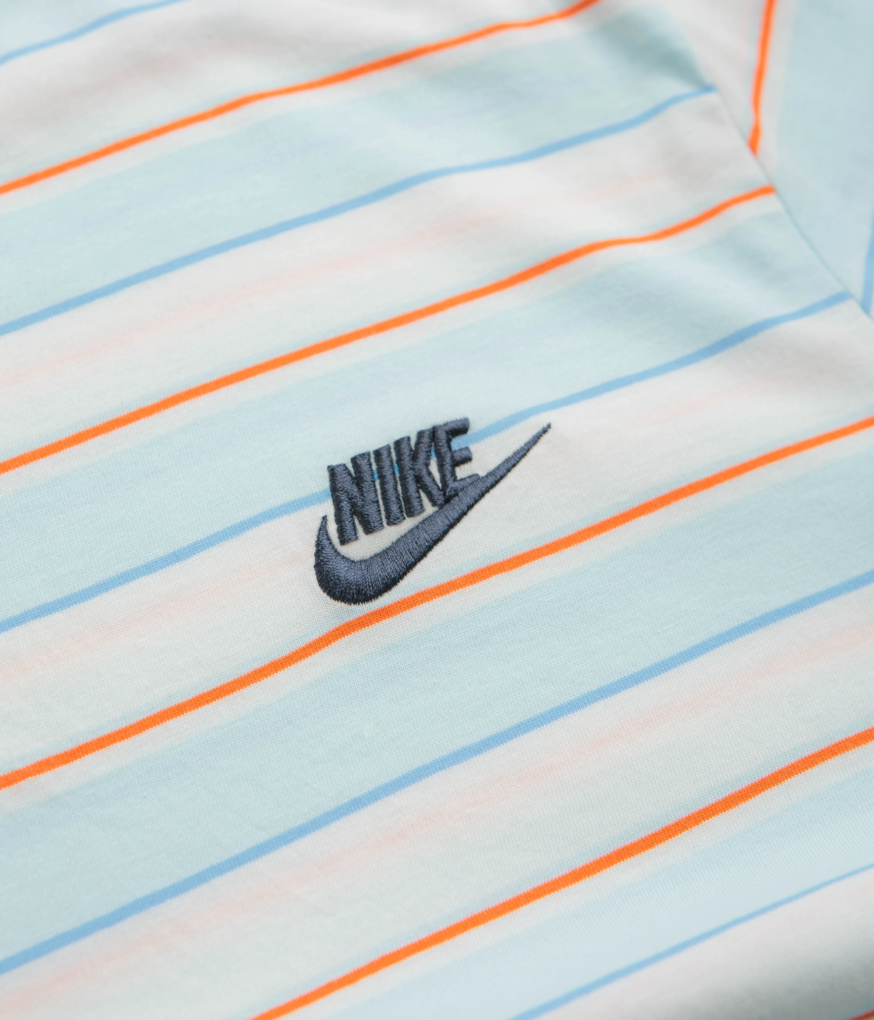 Nike Stripe Club T-Shirt - Glacier Blue / Thunder Blue - Image 3