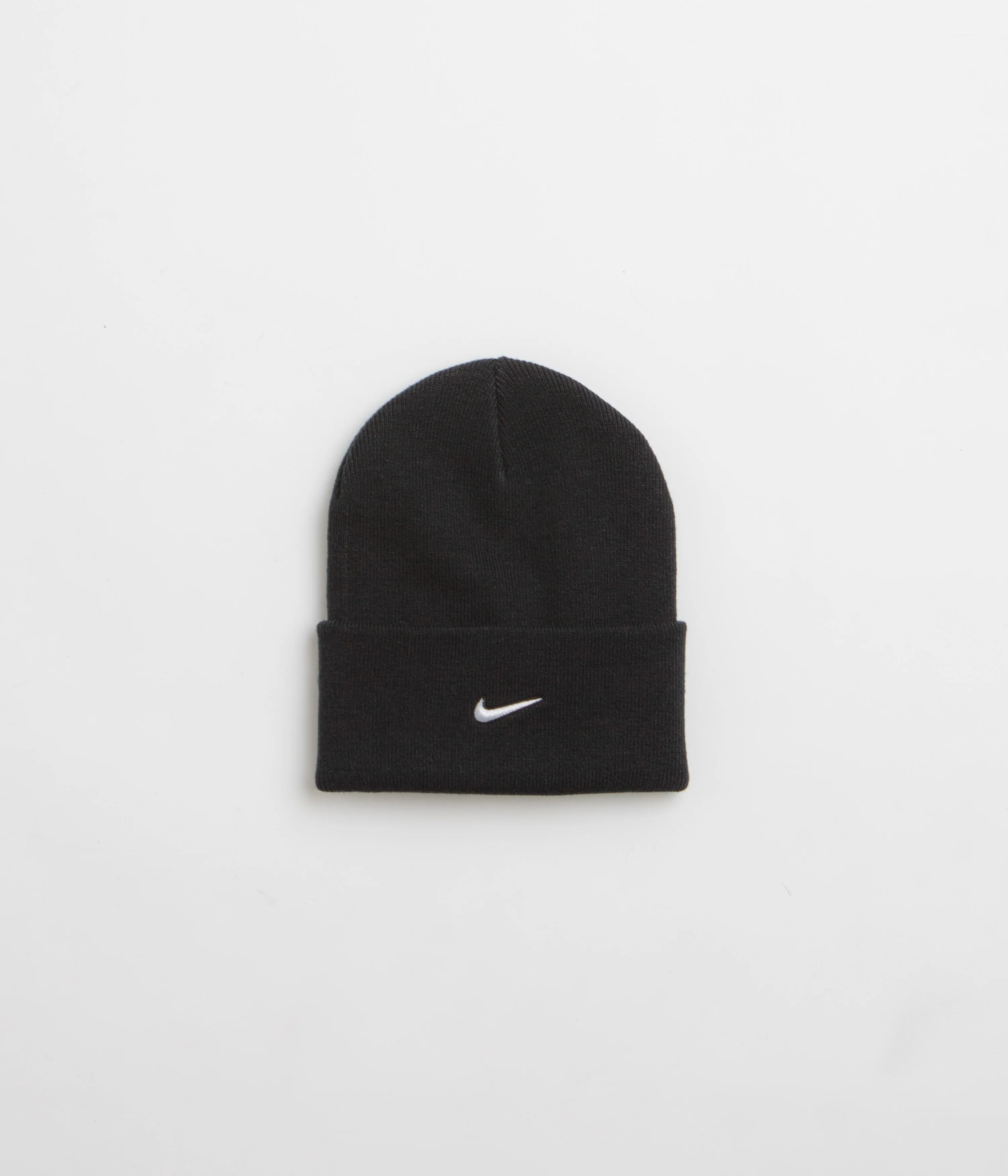 Nike Swoosh Peak Beanie - Black / White