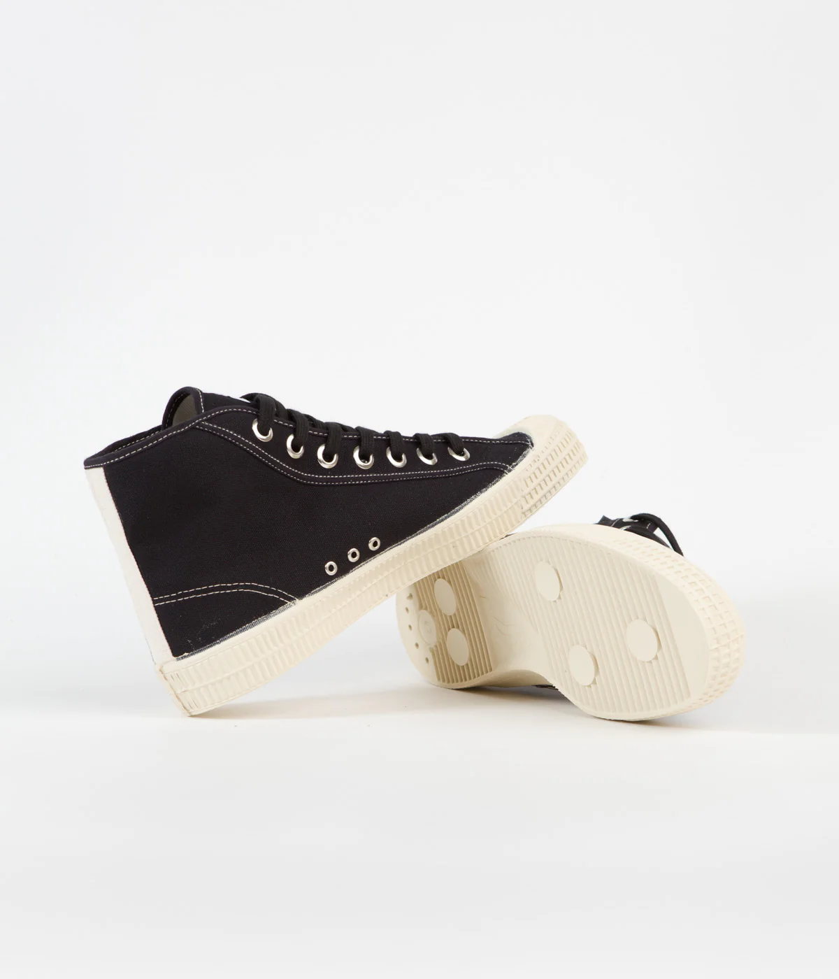 Novesta Star Dribble Contrast Stitching Shoes - 60 Black / 99 Beige / 106 Ecru - Image 5