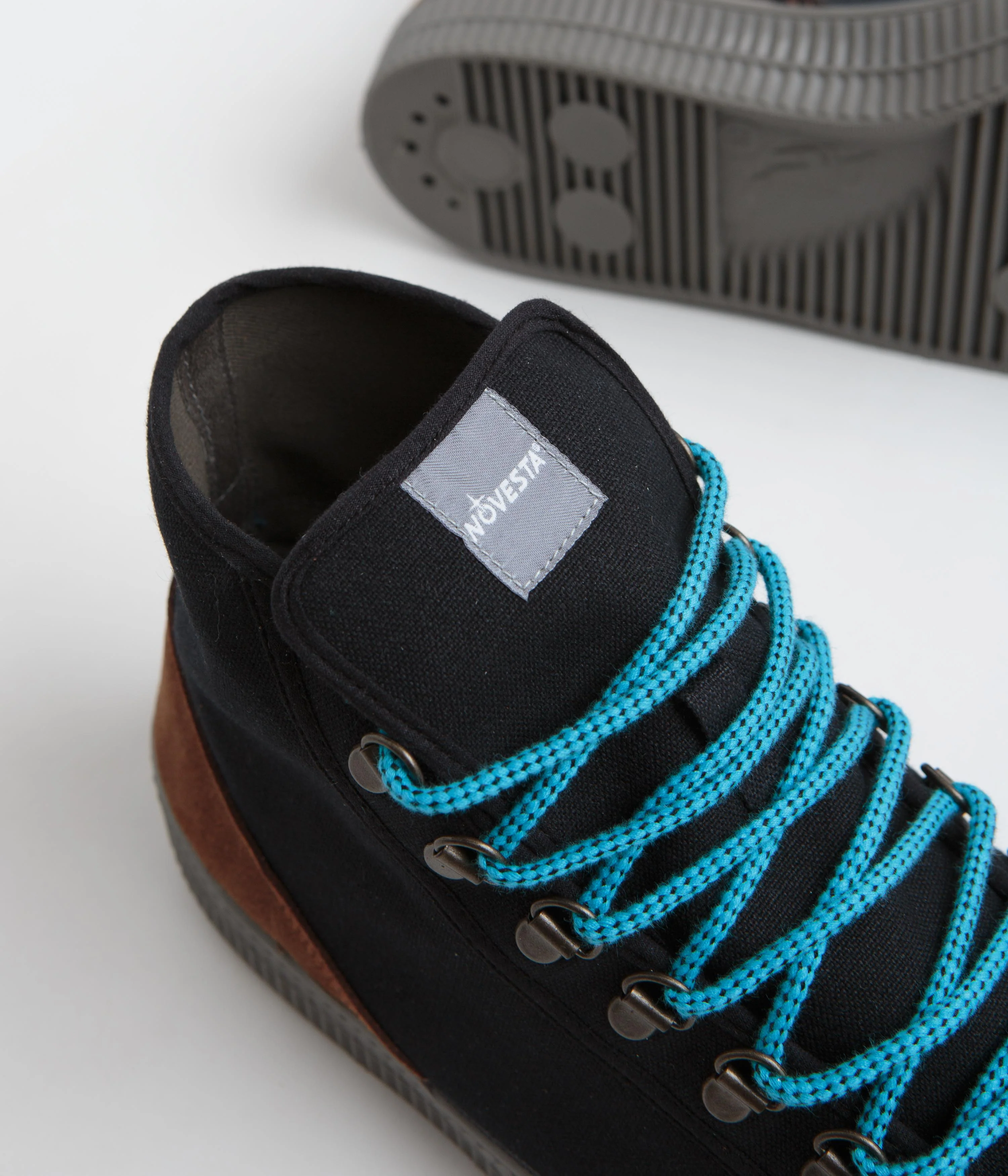 Novesta Star Dribble Hiker Shoes - 60 Black / 230 Grey - Image 3