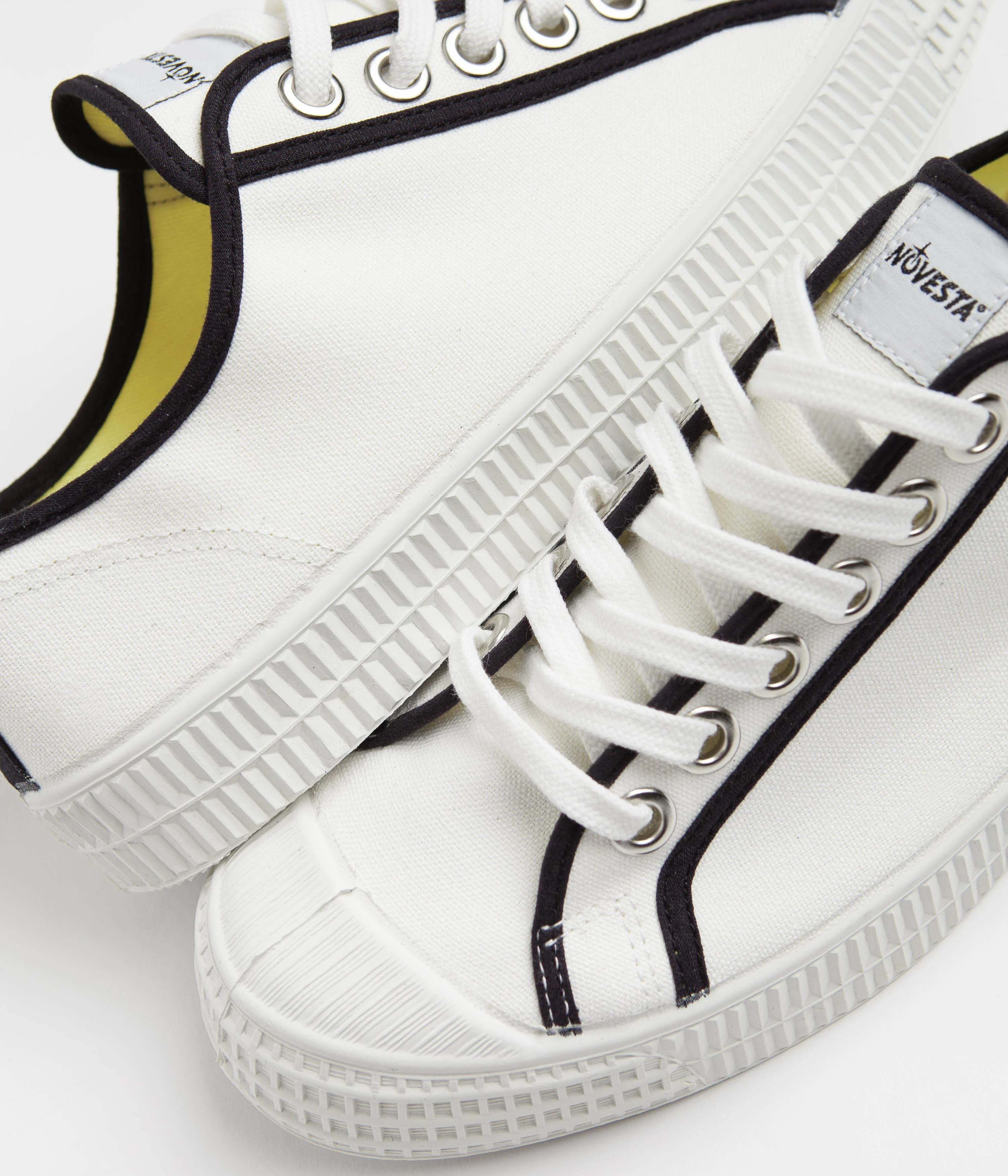 Novesta Star Master Contrast Piping Shoes - 10 White / 60 Black / 110 White - Image 3