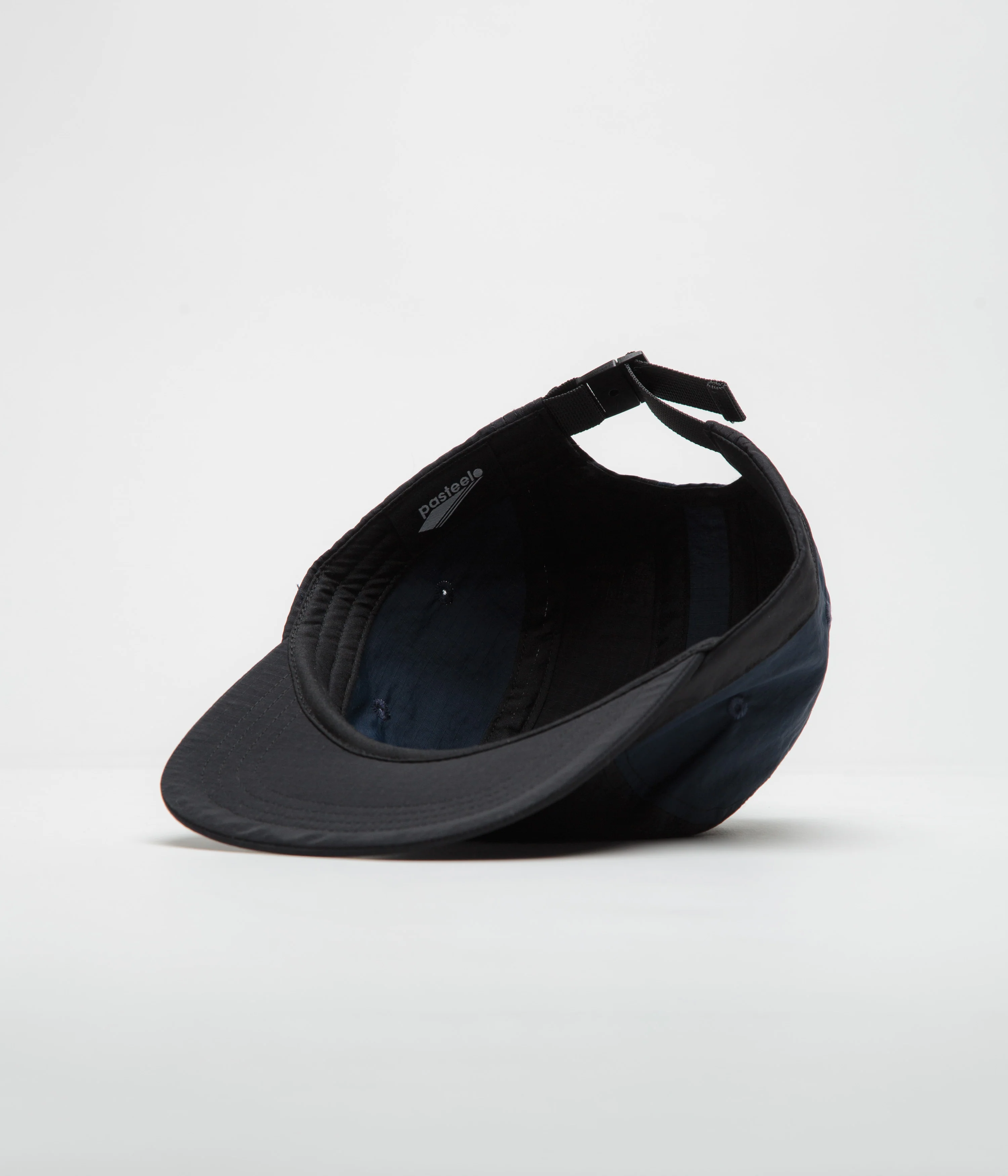 Pasteelo Stripe Cap - Black / Navy - Image 4