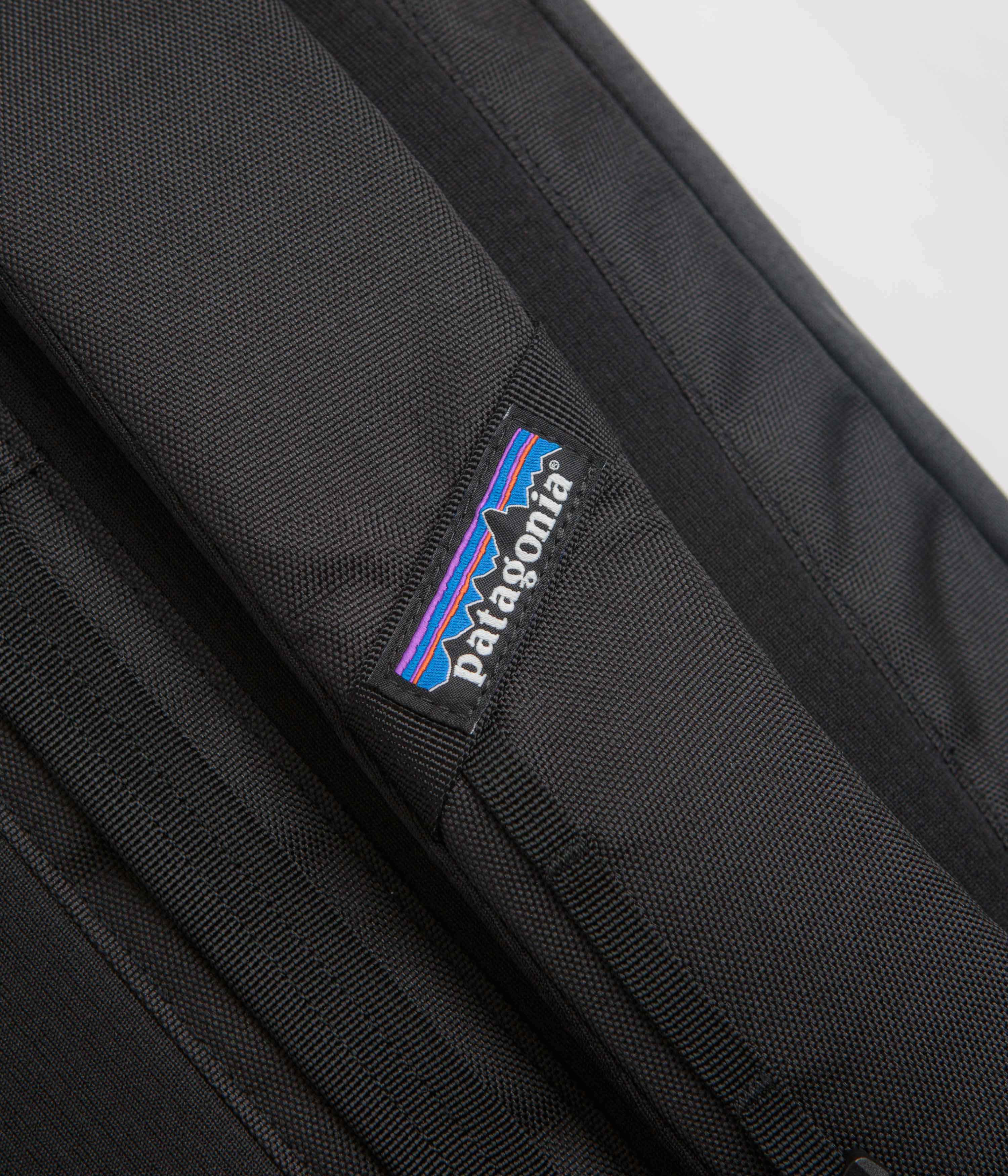 Patagonia Black Hole Backpack 32L - Black / Black - Image 4