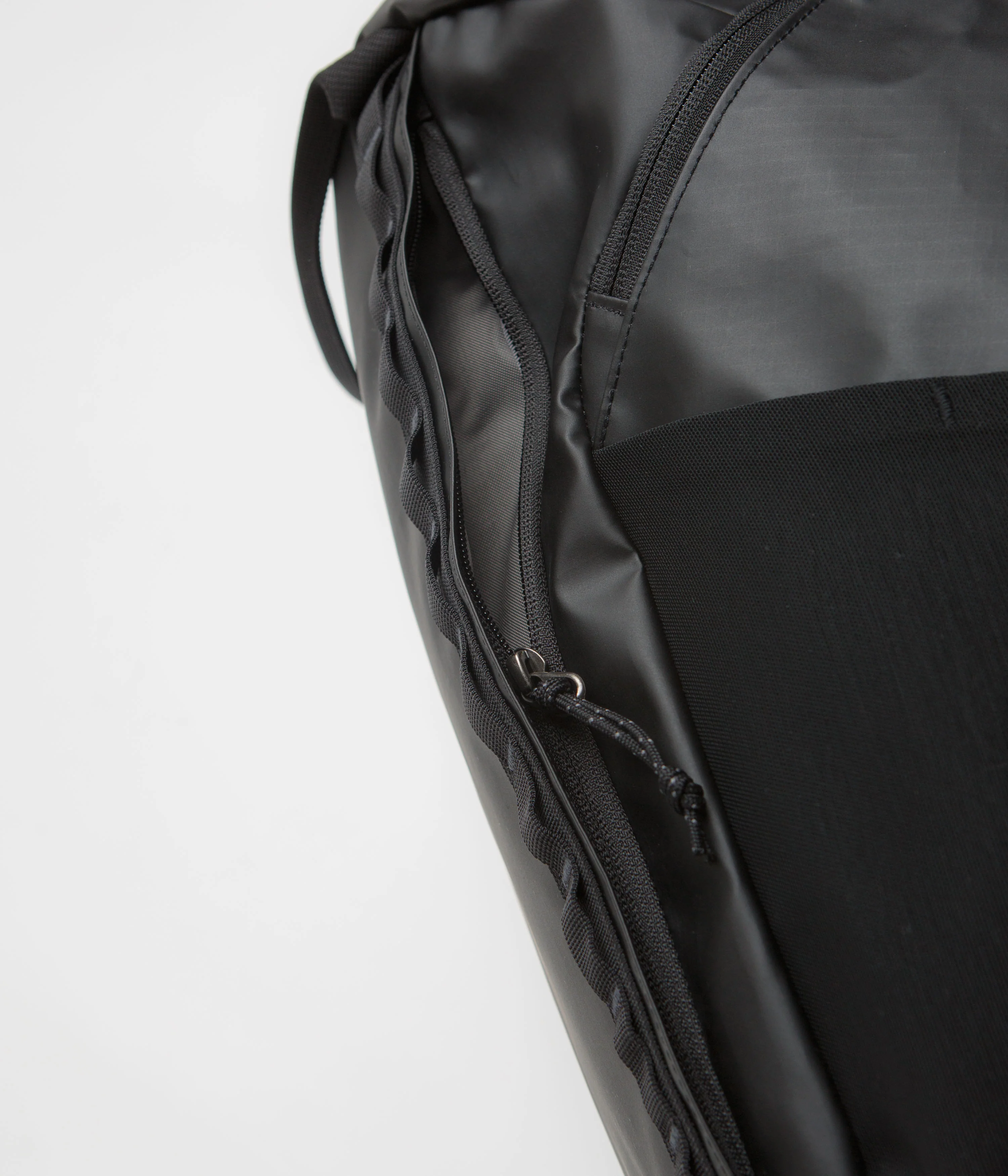 Patagonia Black Hole Backpack 32L - Black / Black - Image 5