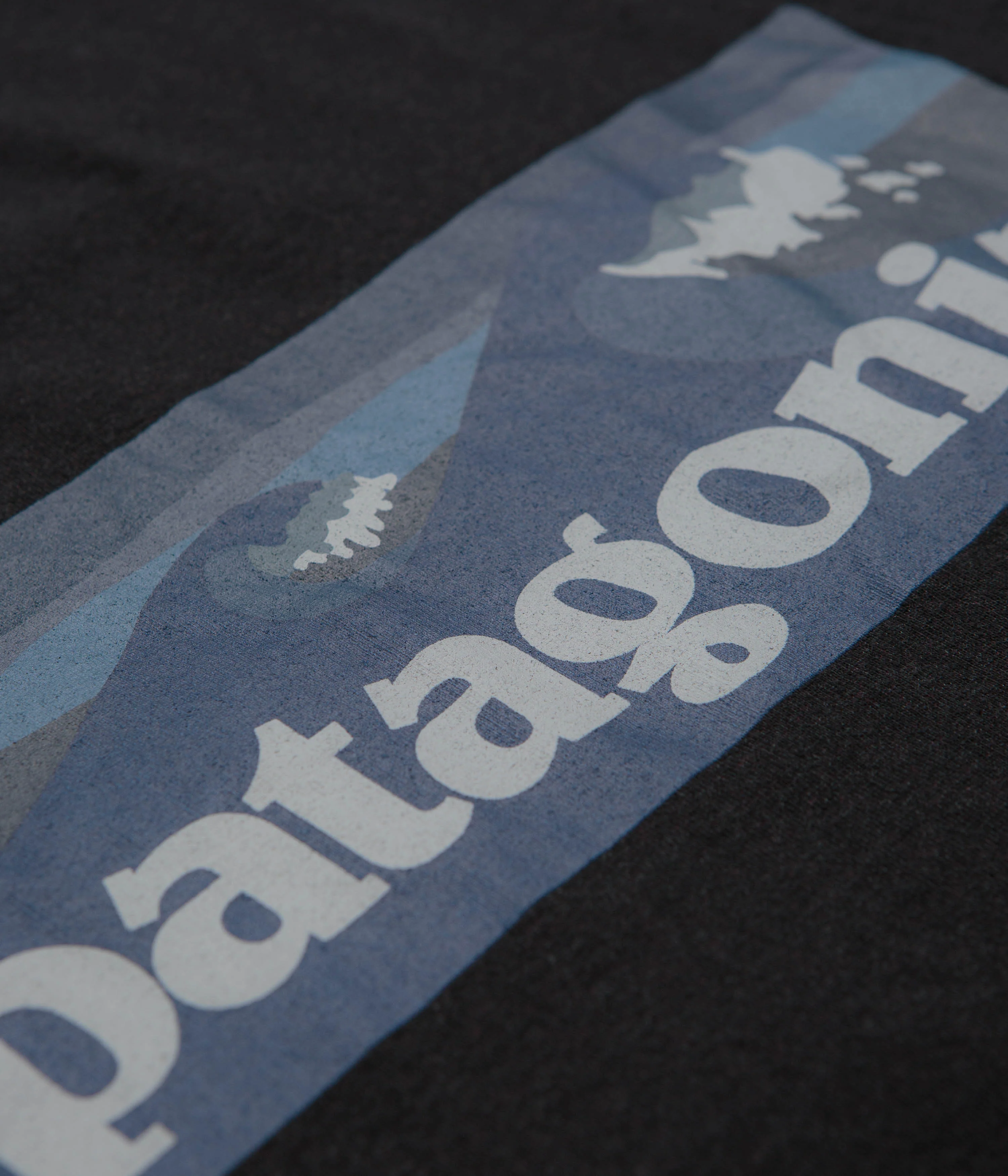 Patagonia Boardshort Logo Pocket Responsibili-Tee T-Shirt - Ink Black - Image 5