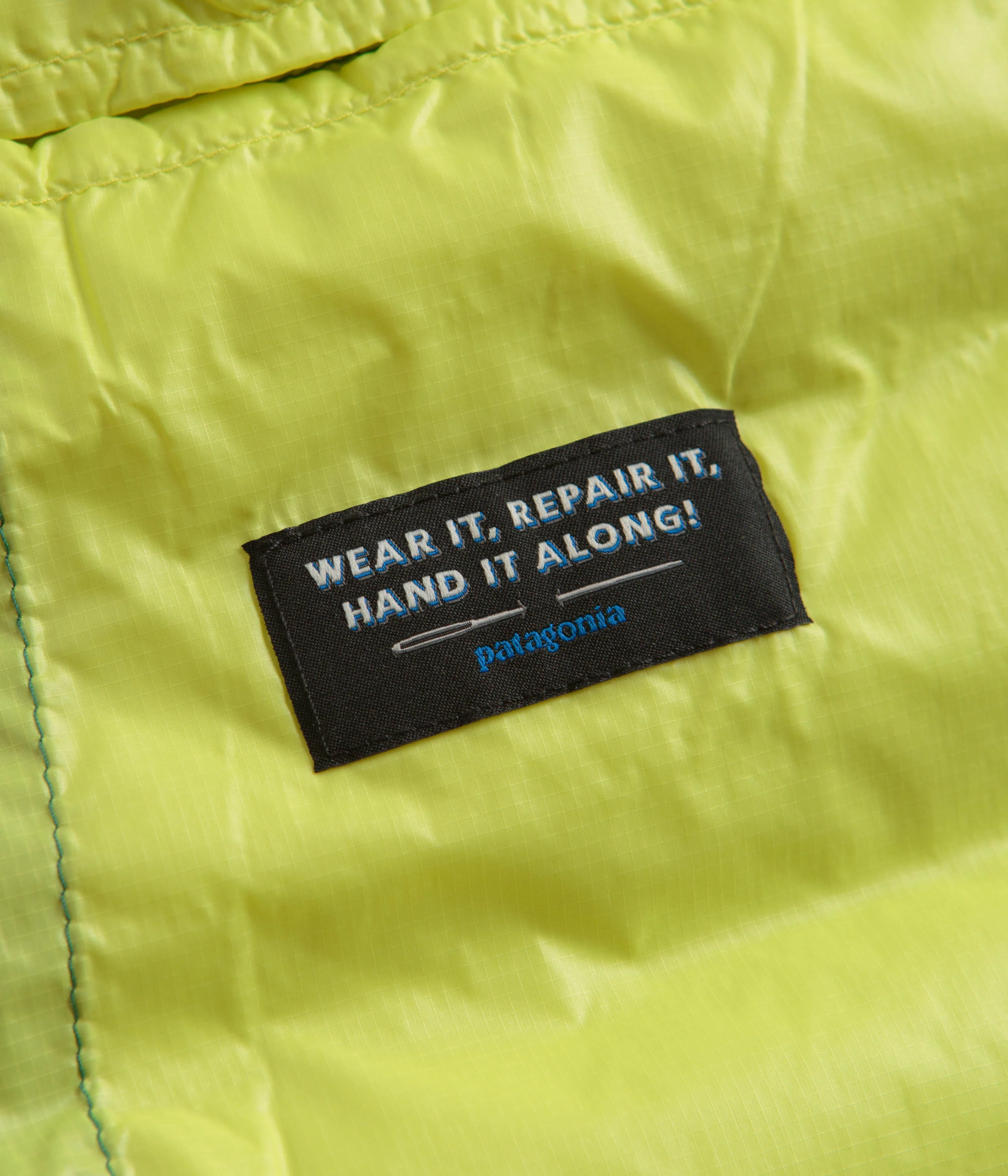 Patagonia Down Sweater Hooded Jacket (NetPlus®) - Conifer Green - Image 6