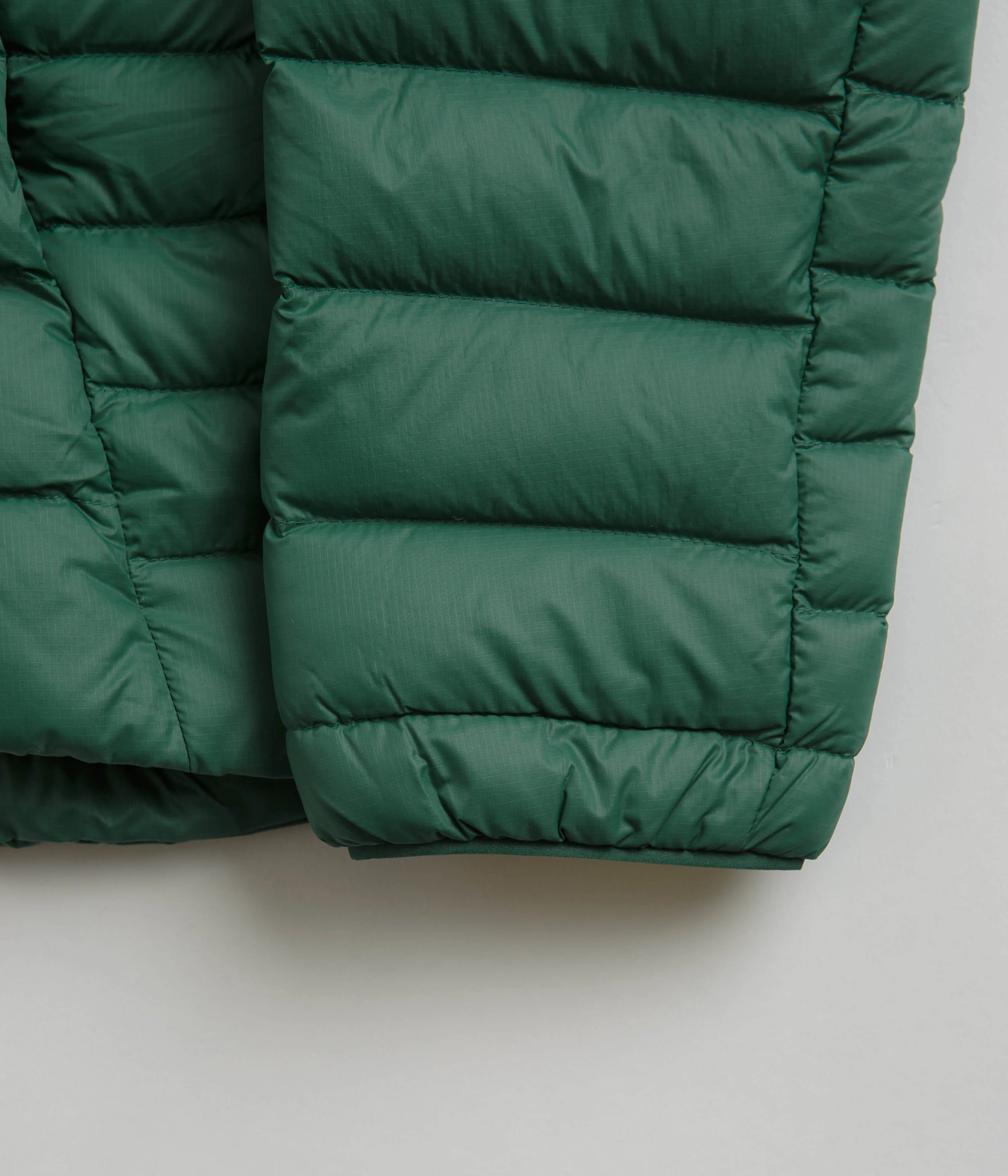 Patagonia Down Sweater Hooded Jacket (NetPlus®) - Conifer Green - Image 7