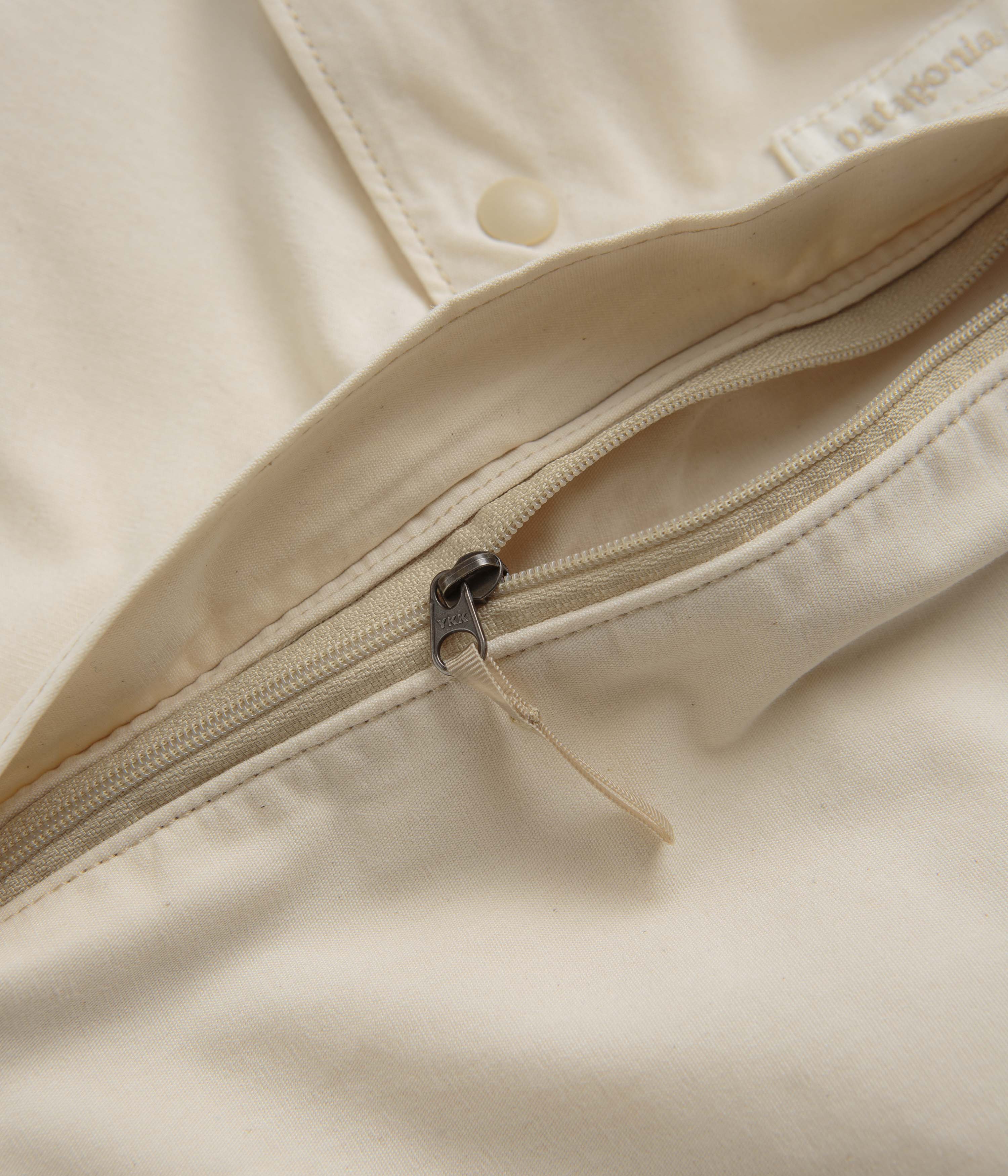 Patagonia Funhoggers Anorak - Undyed Natural - Image 4