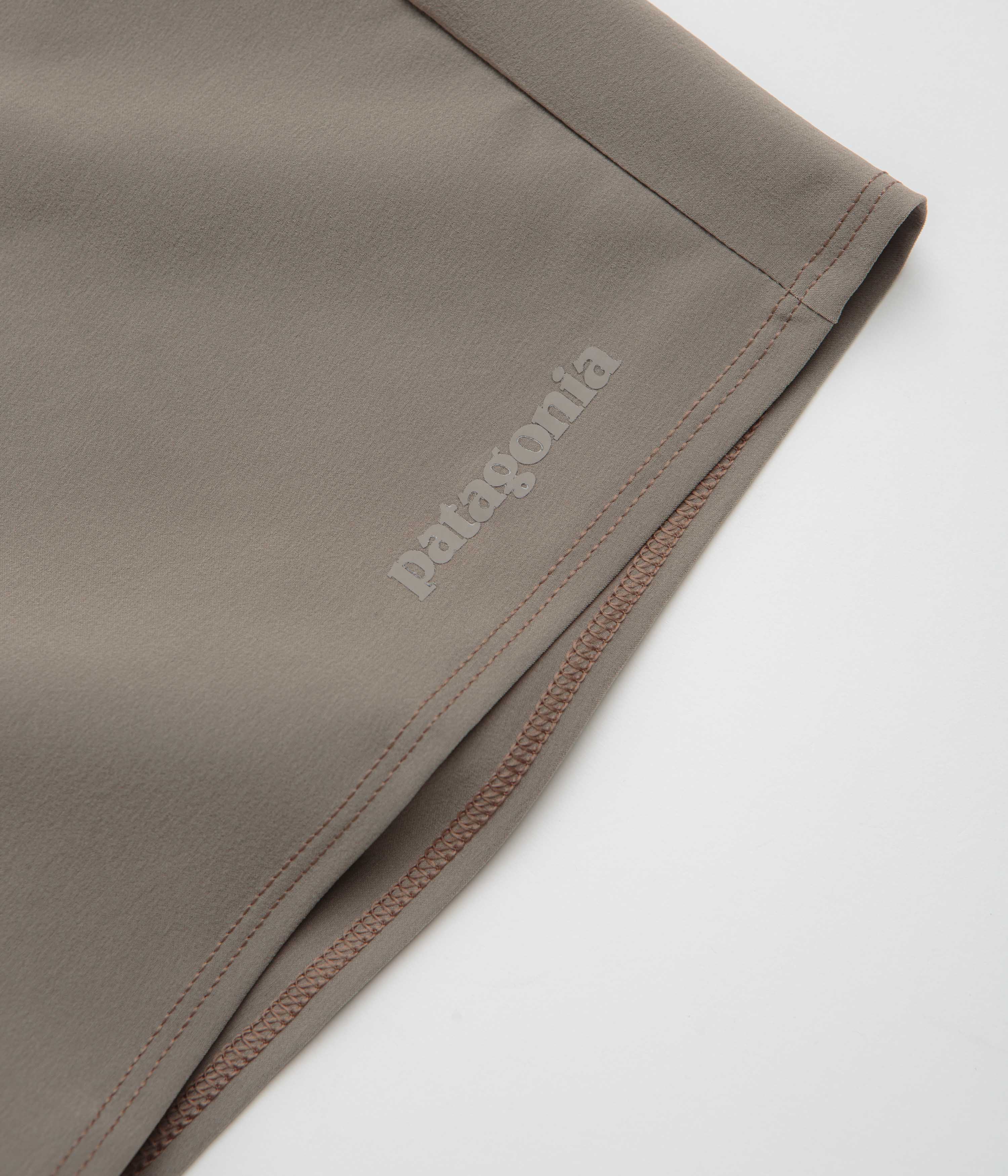 Patagonia Hydropeak Hybrid Walk 18" Shorts - Wing Grey - Image 8