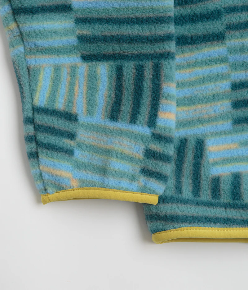 Patagonia Lightweight Synchilla Snap-T Fleece - Quilty Fitz: Wetland Blue - Image 6