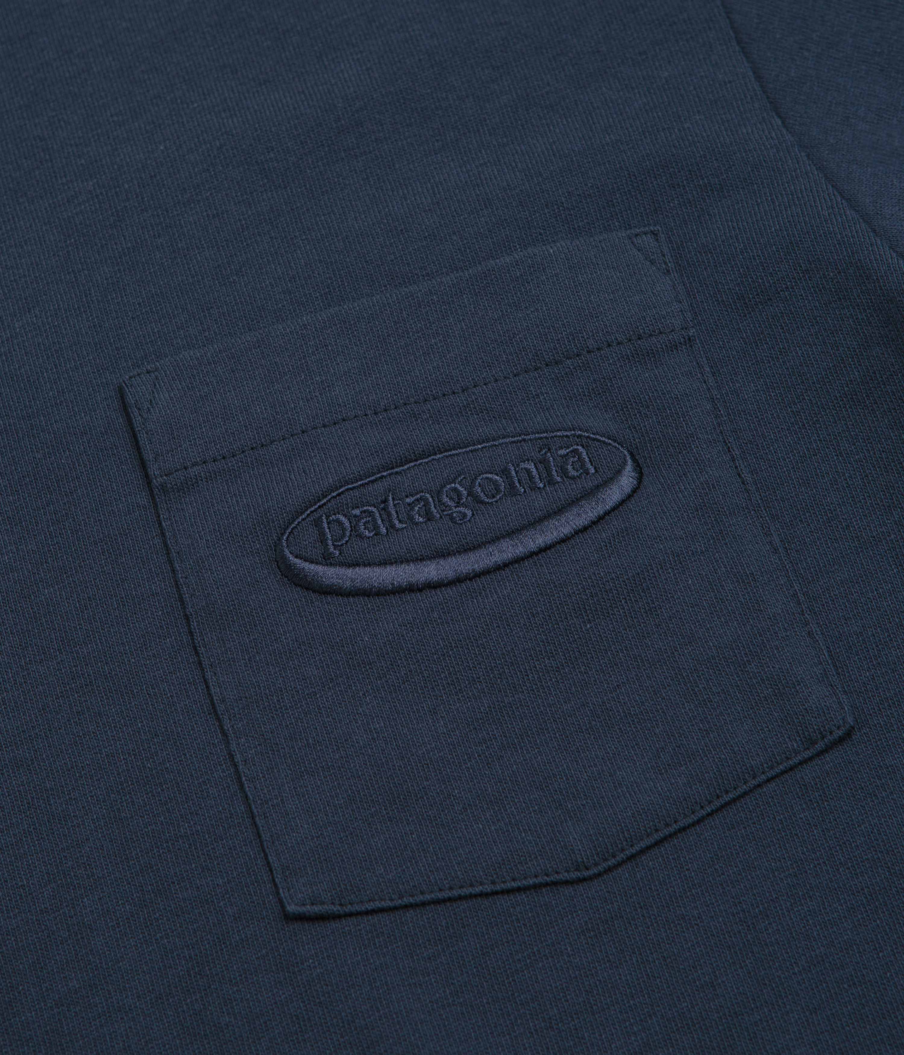 Patagonia MW 95 Oval Logo Pocket T-Shirt - New Navy - Image 3