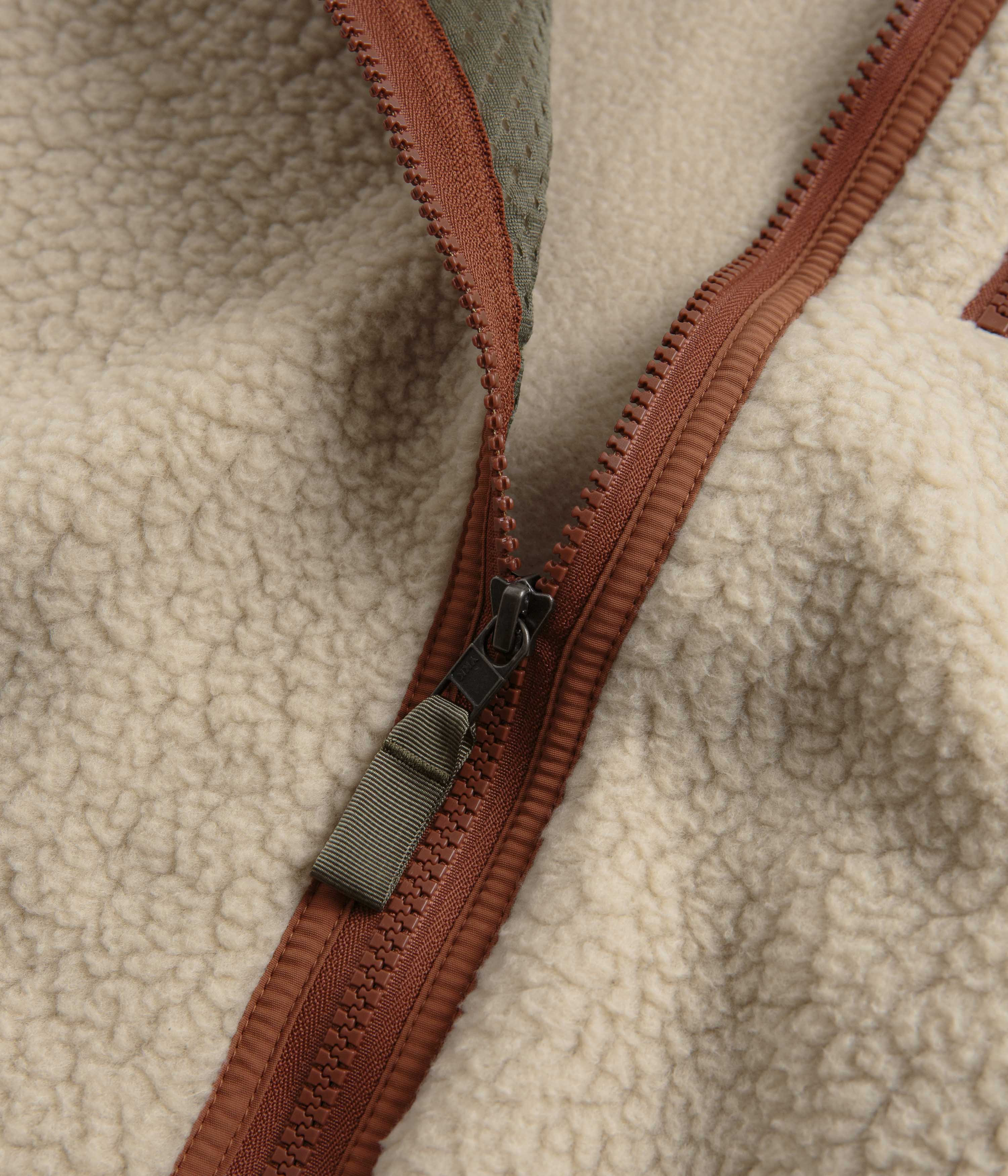 Patagonia Retro Pile Fleece Jacket - El Cap Khaki / Sisu Brown - Image 5