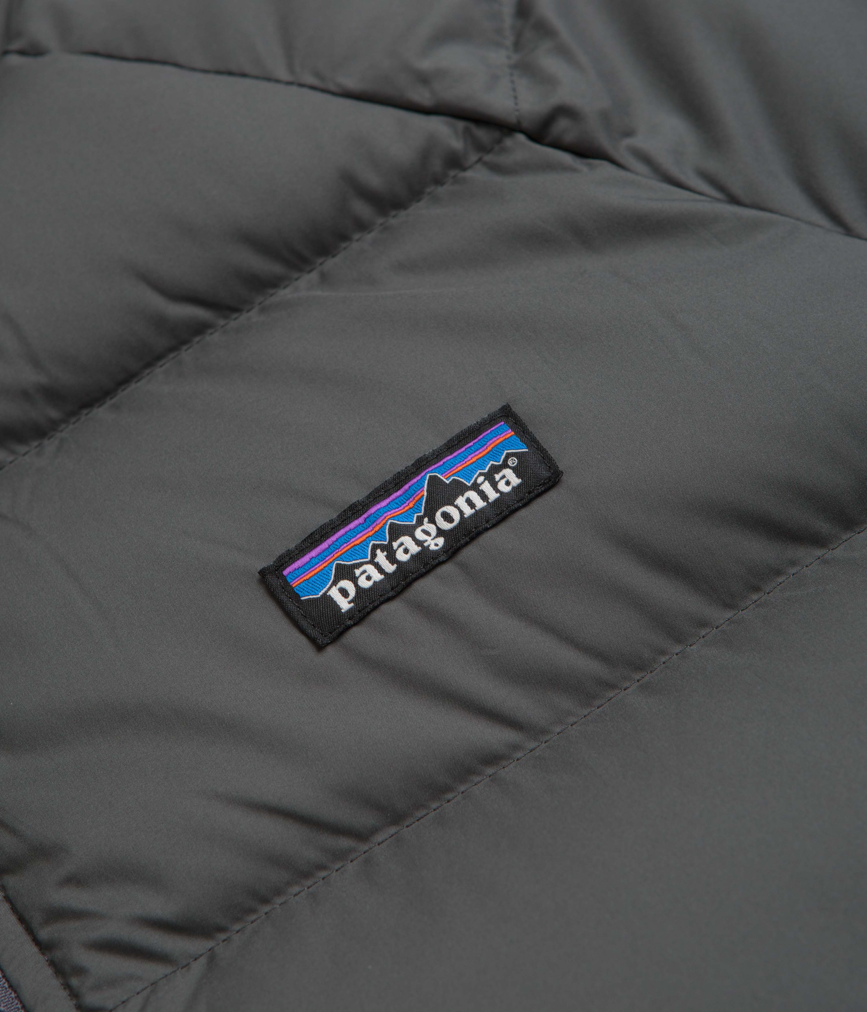 Patagonia Reversible Silent Down Jacket - Forge Grey - Image 4
