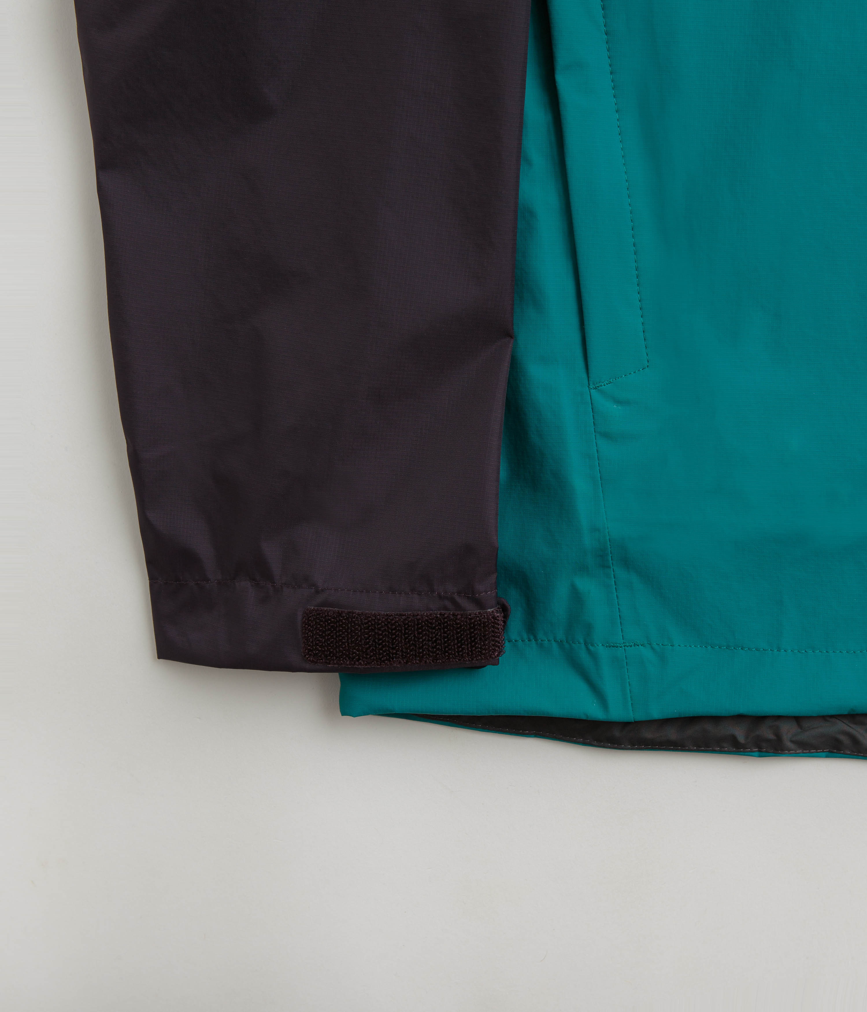 Patagonia Torrentshell 3L Jacket - Obsidian Plum - Image 3