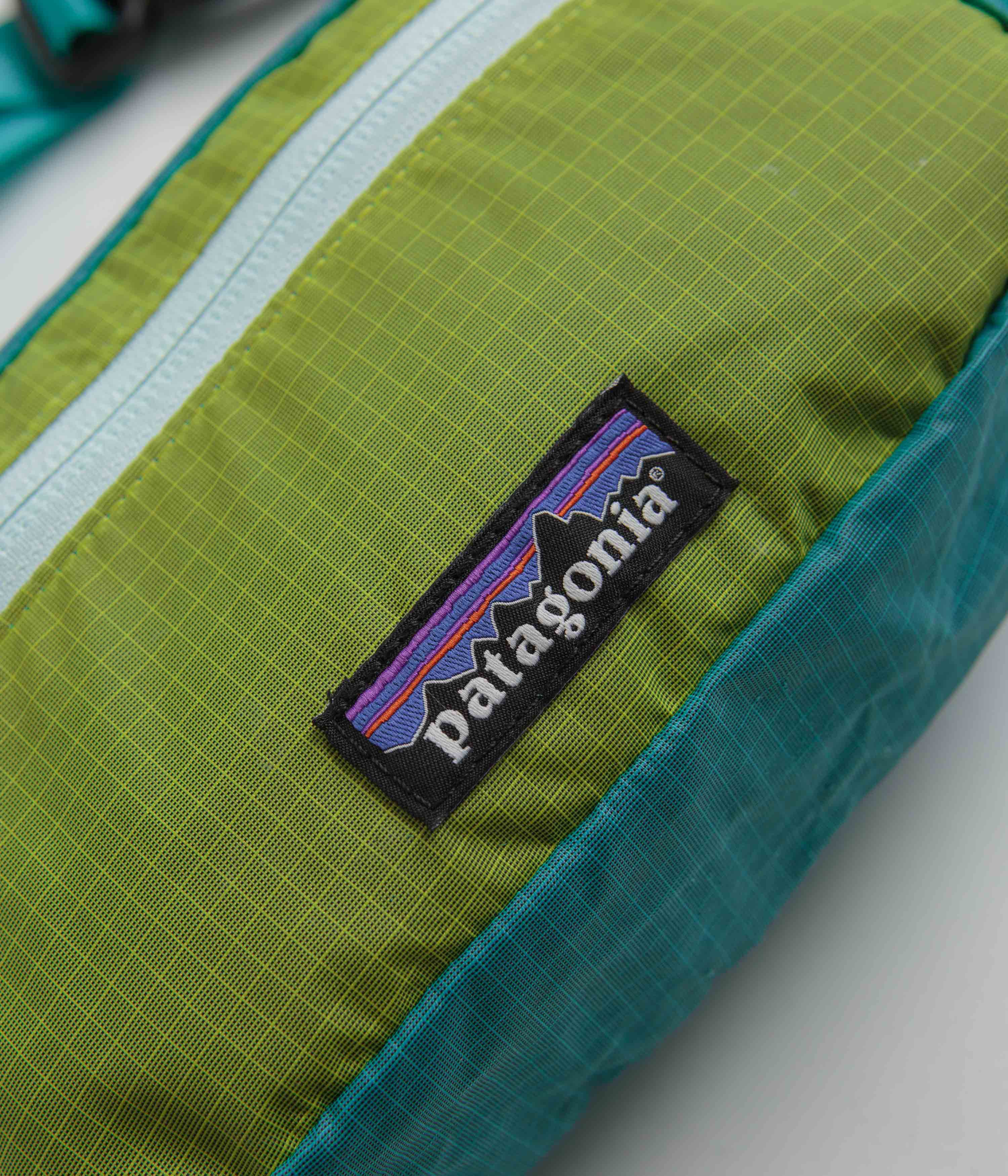 Patagonia Ultralight Black Hole Mini Hip Pack - Subtidal Blue - Image 2