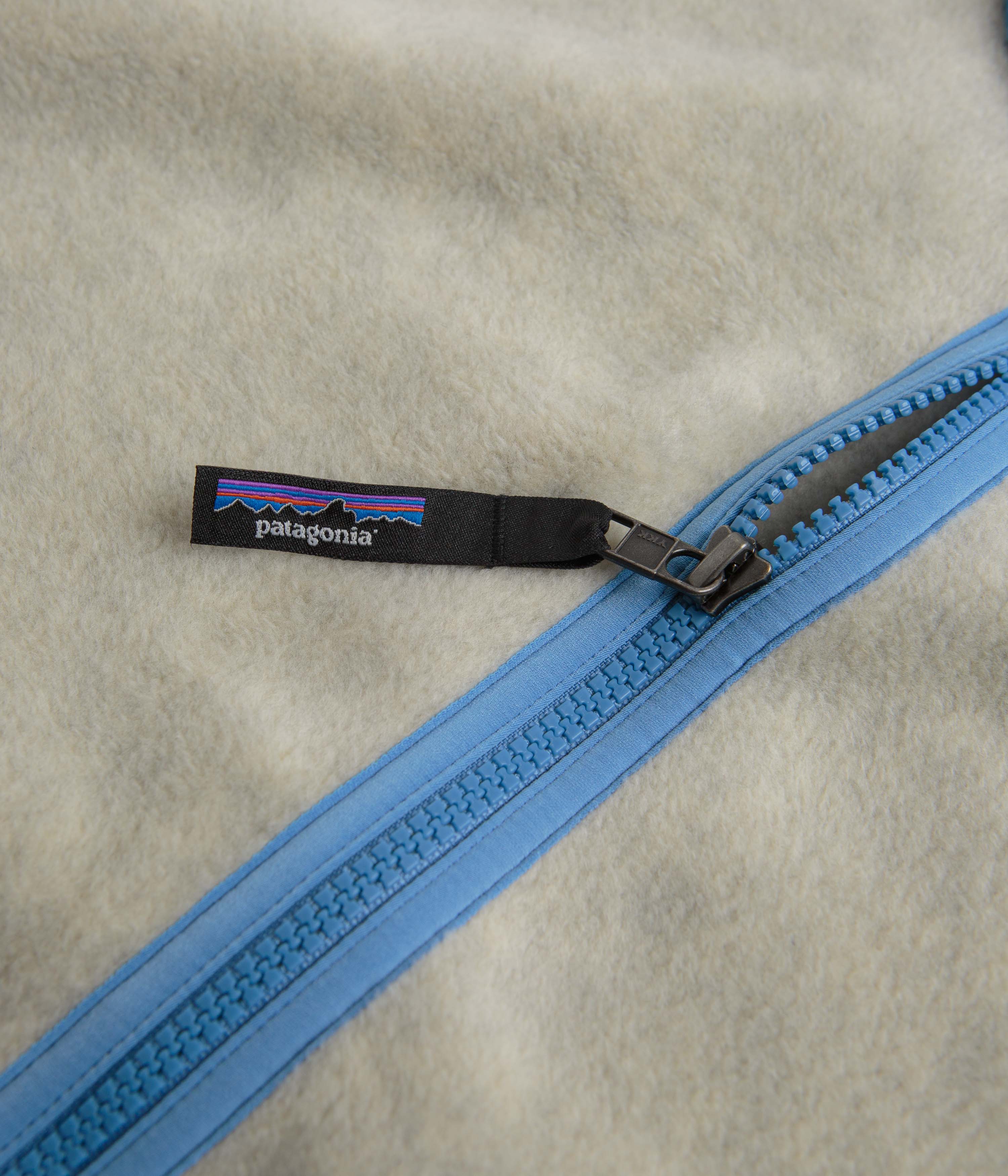 Patagonia Womens Synchilla Marsupial Fleece - Oatmeal Heather / Blue Bird - Image 3