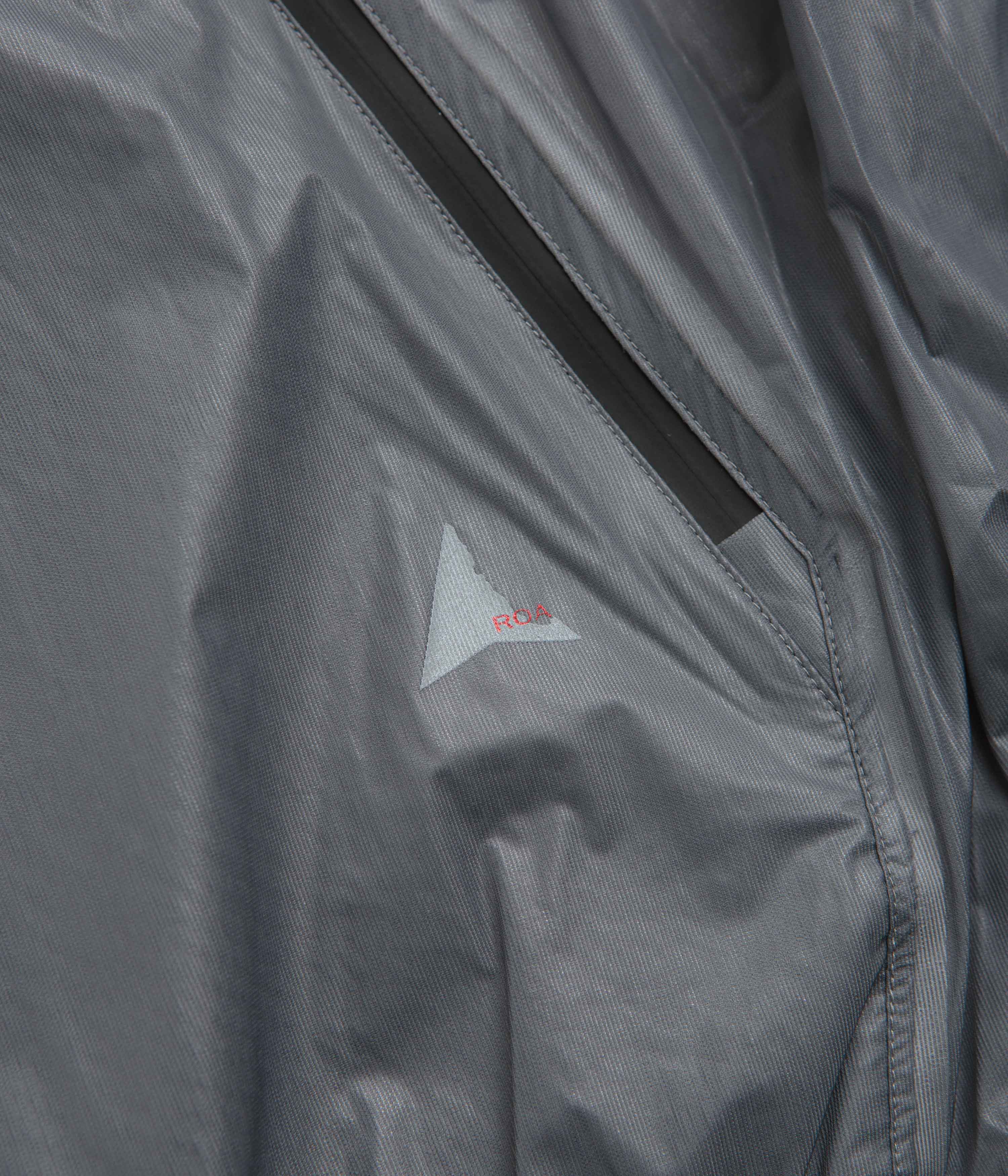 ROA Glasslike 3L Waterproof Jacket - Dark Grey - Image 4
