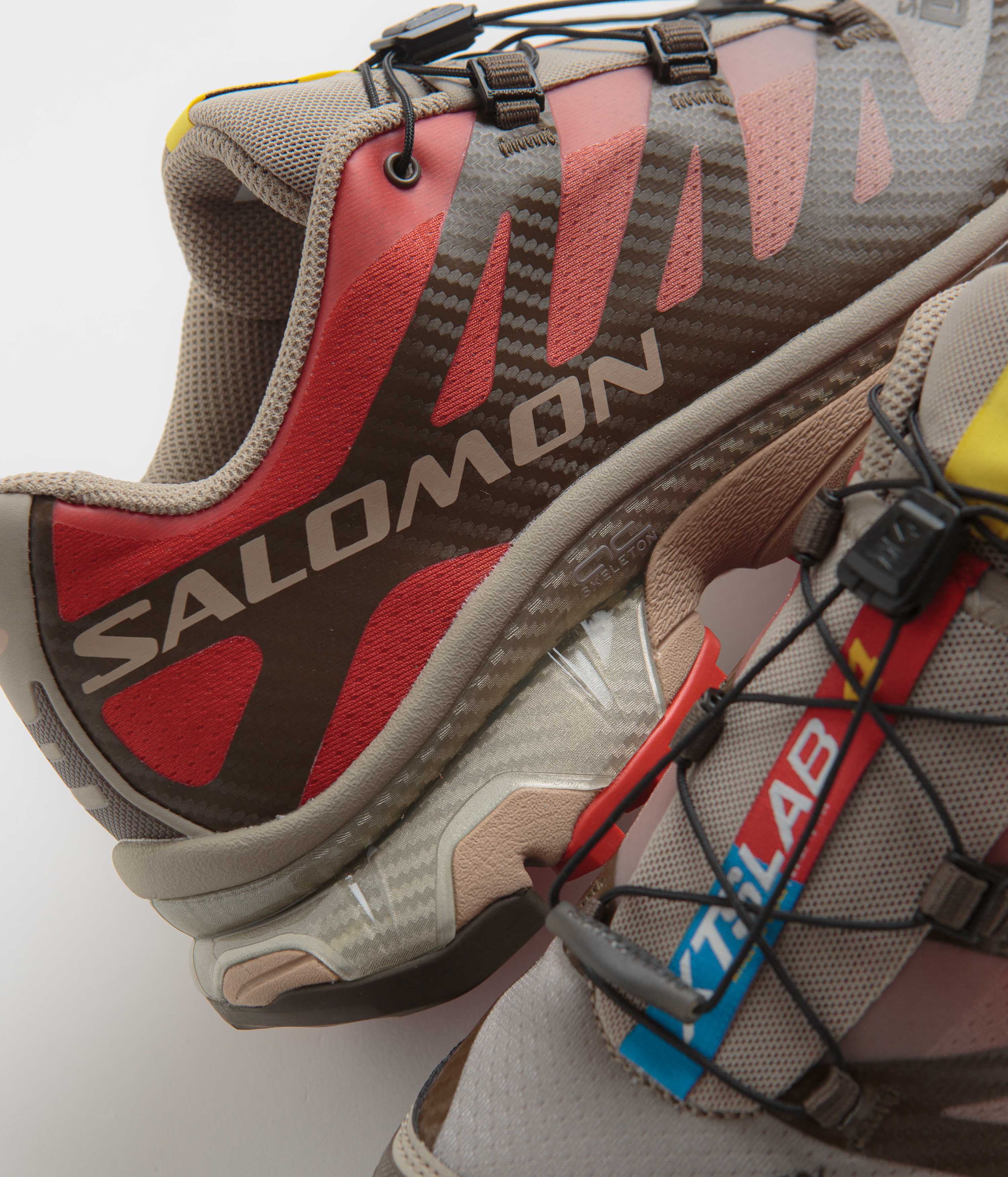 Salomon XT-4 OG Shoes - Wren / Vintage Khaki / Aurora Red - Image 3