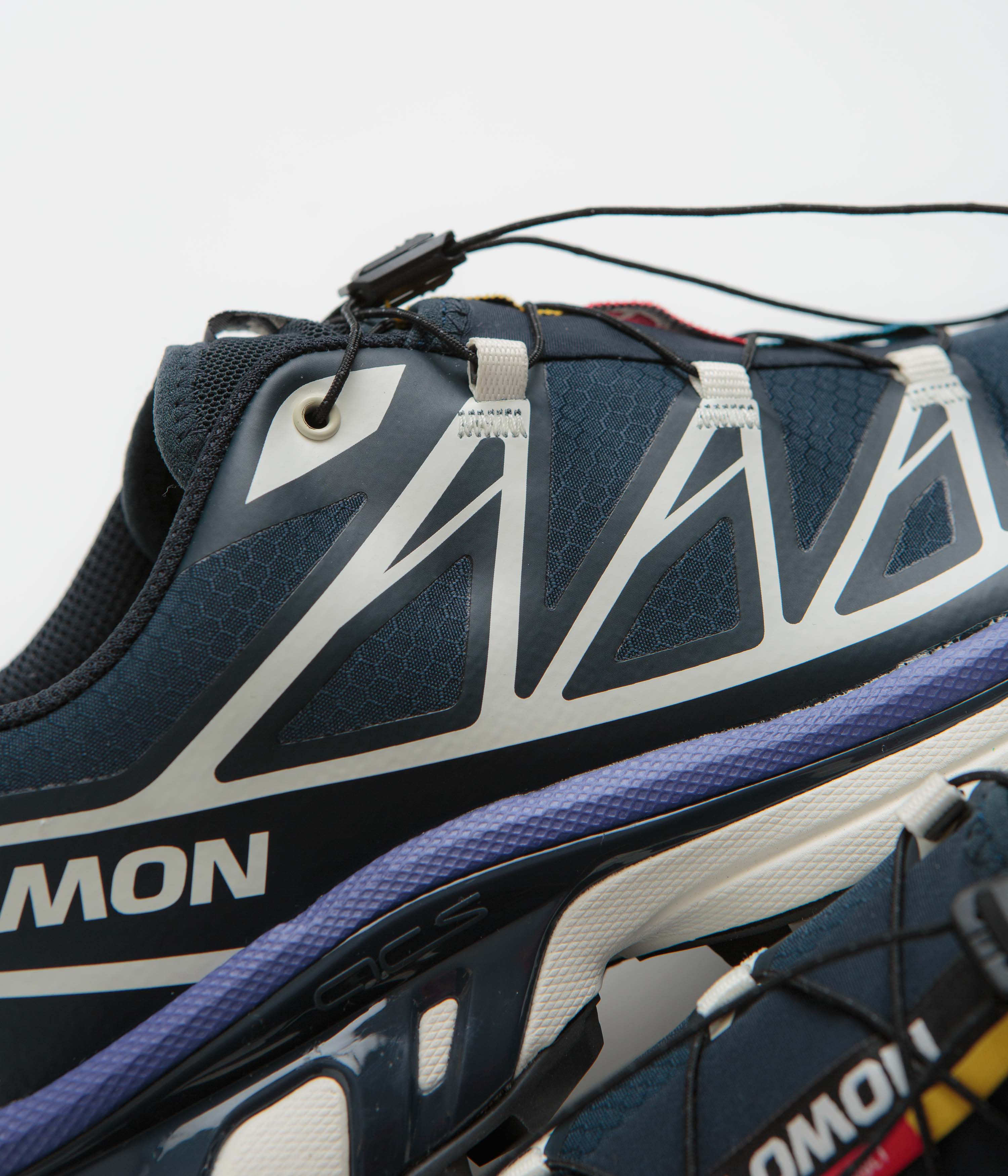 Salomon XT-6 GTX Shoes - Carbon / Vanilla Ice / Liberty - Image 3