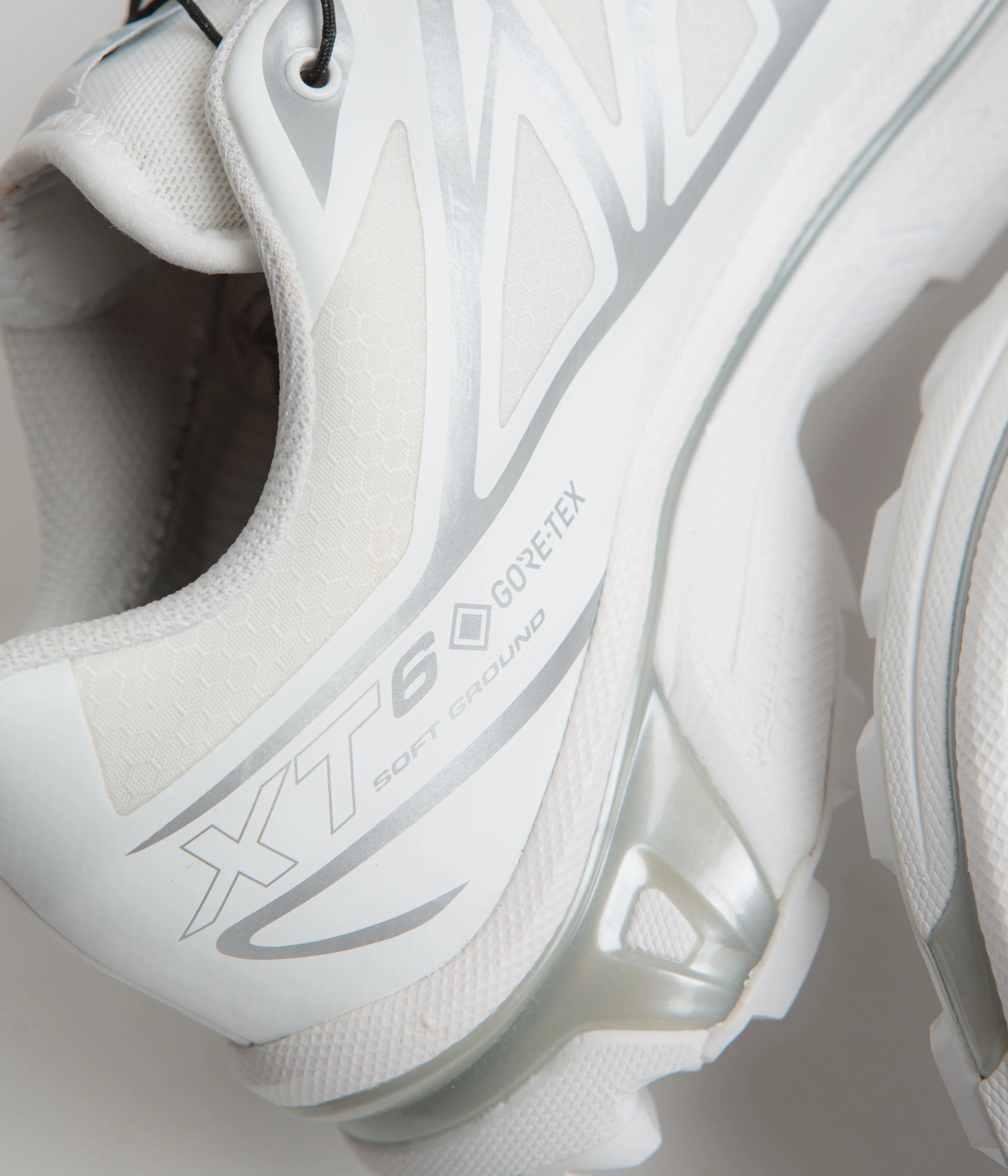 Salomon XT-6 GTX Shoes - White / White / Silver - Image 5