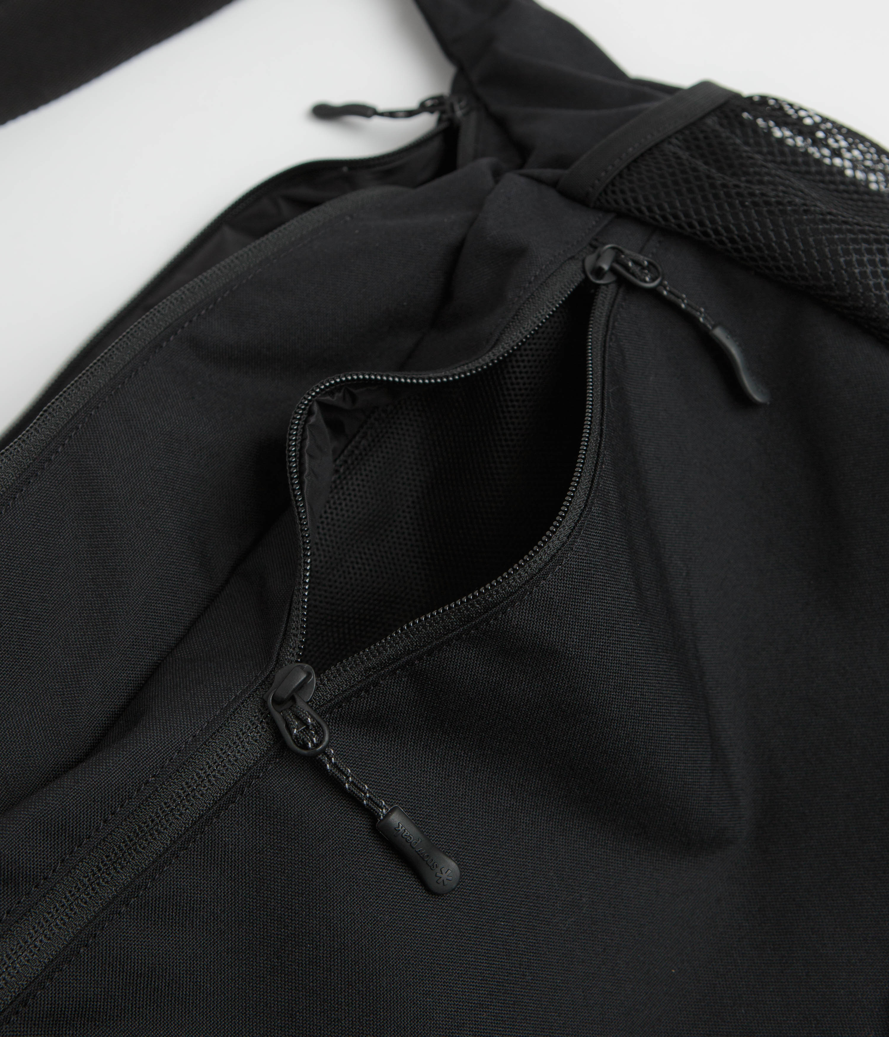 Snow Peak Everyday Use Middle Shoulder Bag - Black - Image 5