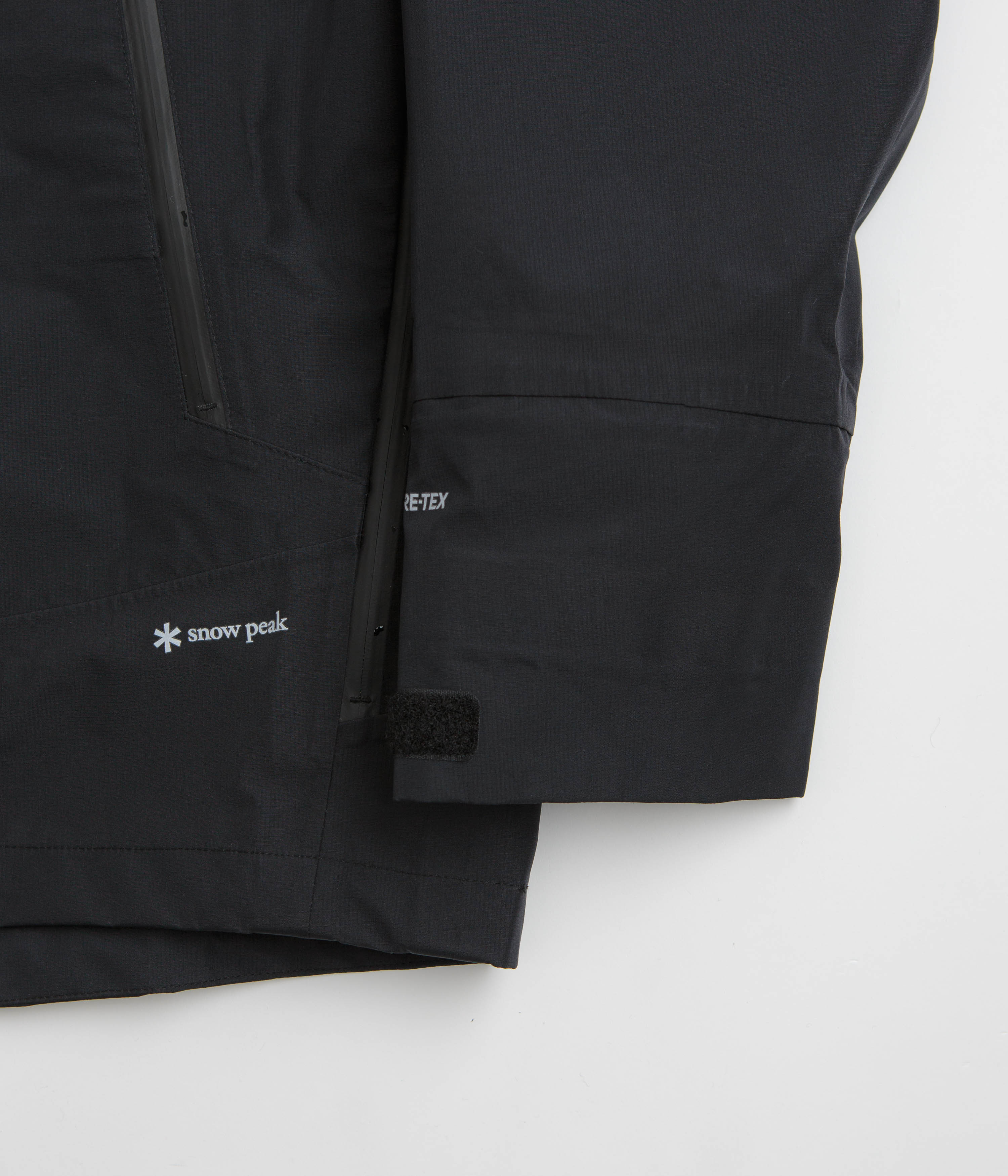 Snow Peak Gore-Tex Rain Jacket - Black - Image 8