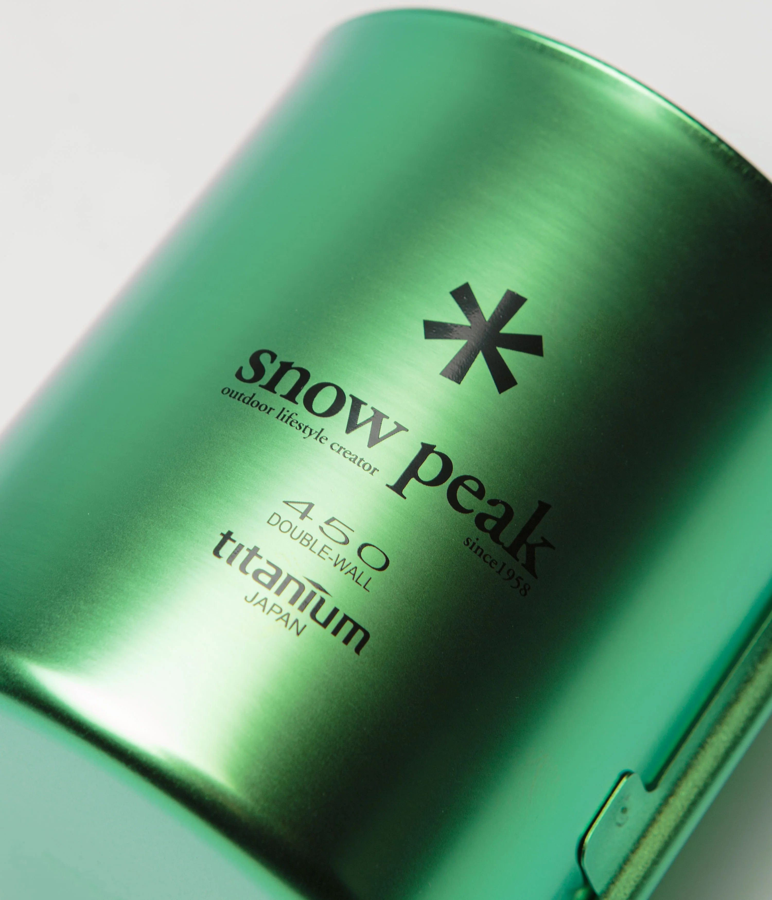 Snow Peak Titanium Double Wall 450ml Mug - Anodized Ocean Green - Image 2
