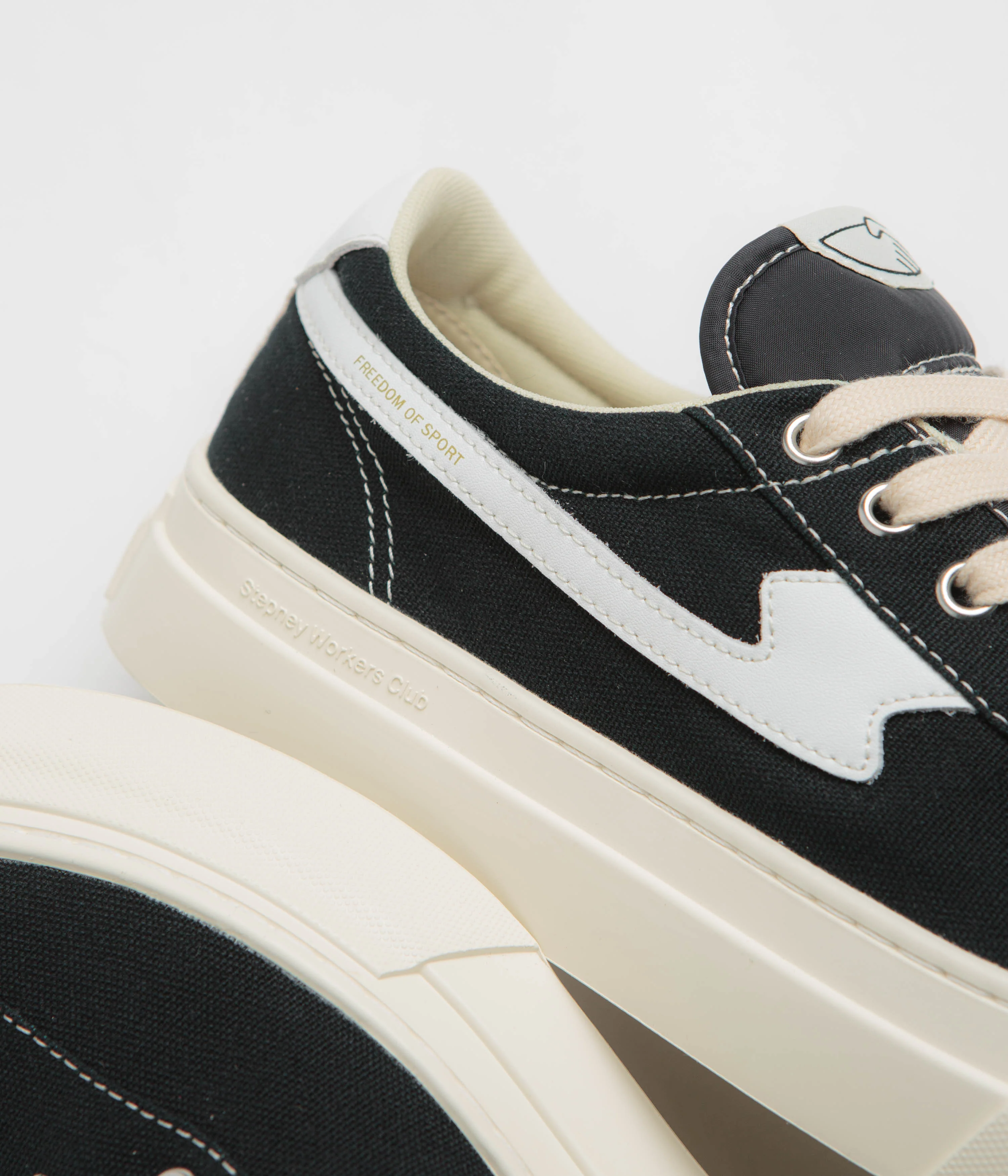 Stepney Workers Club Dellow Canvas S-Strike Cup Shoes - Black / White - Image 3