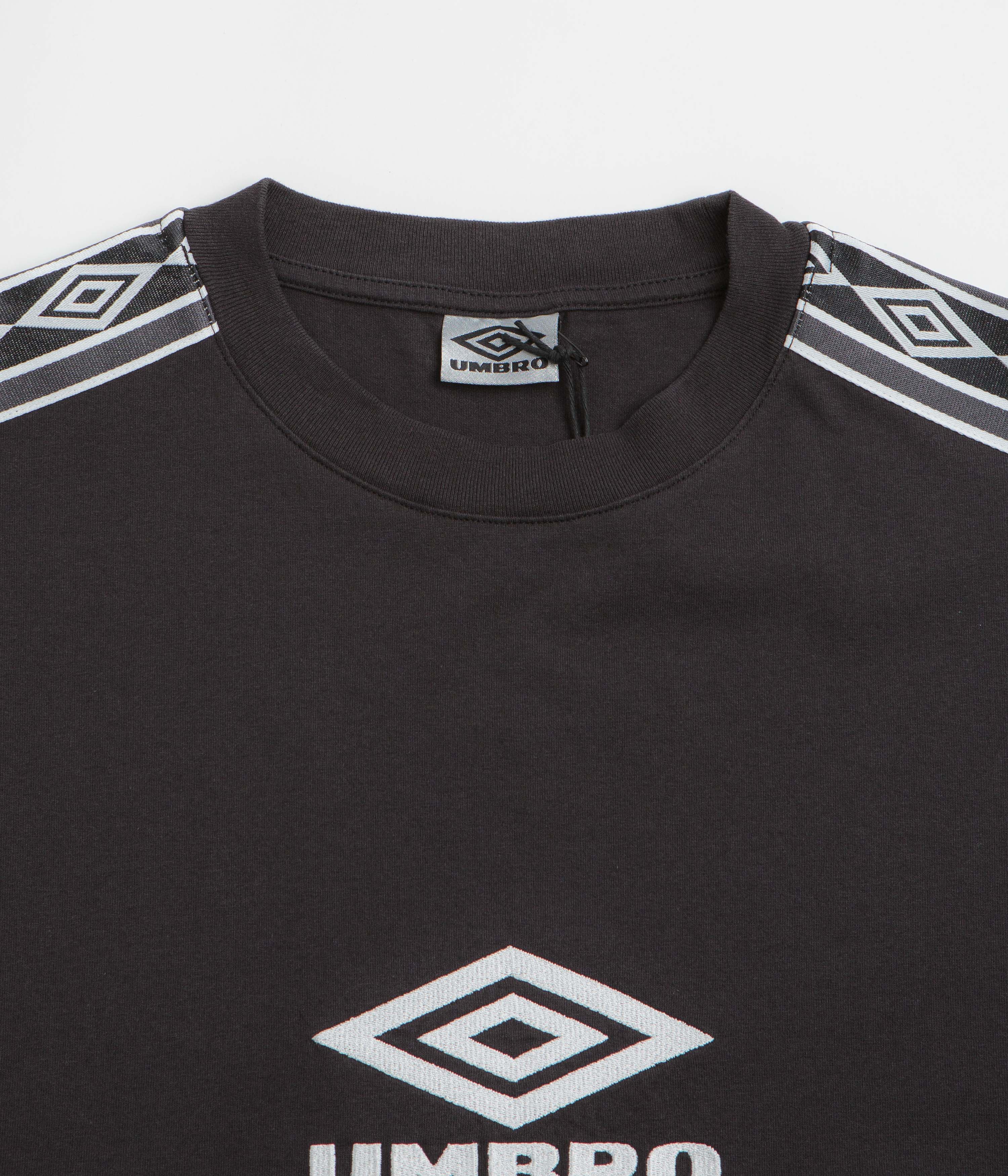 Umbro Offence Defence Tape T-Shirt - Washed Black - Image 2