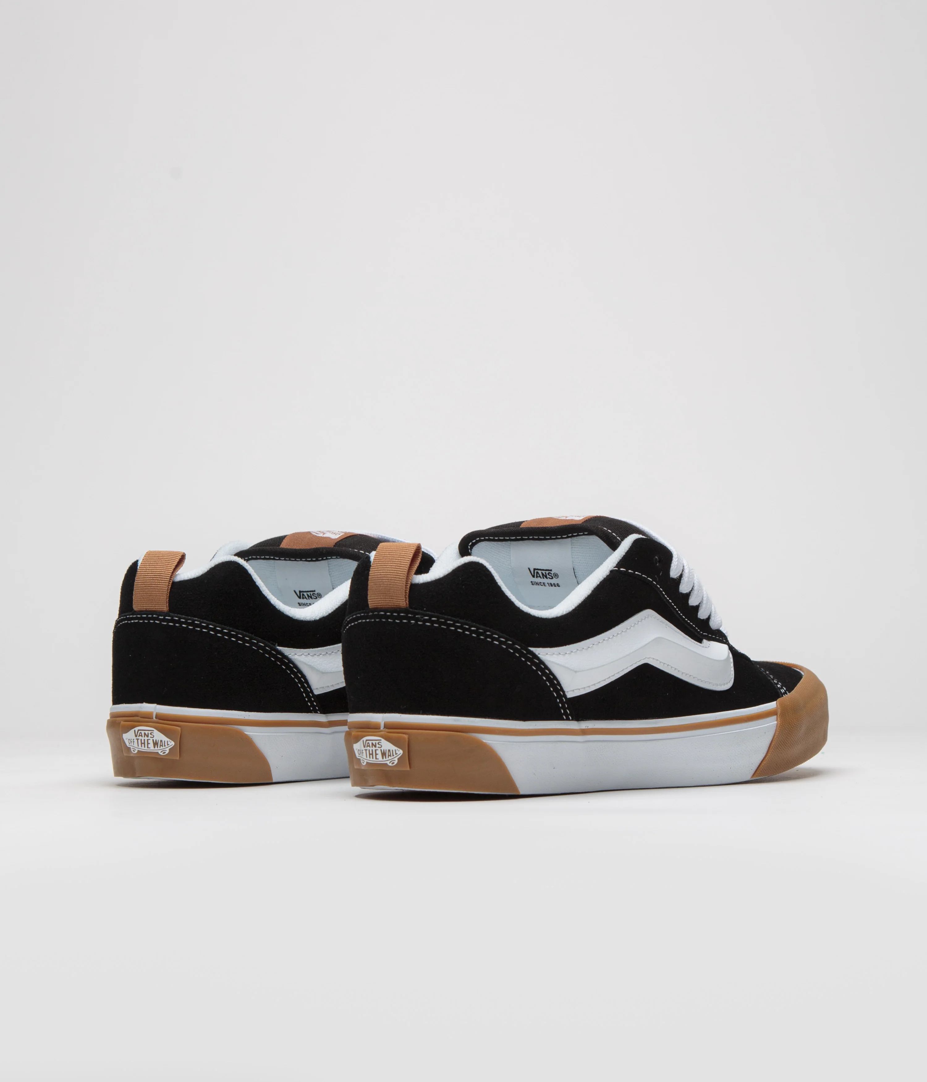 Vans Knu Skool Shoes - Gum Bumper Black - Image 4
