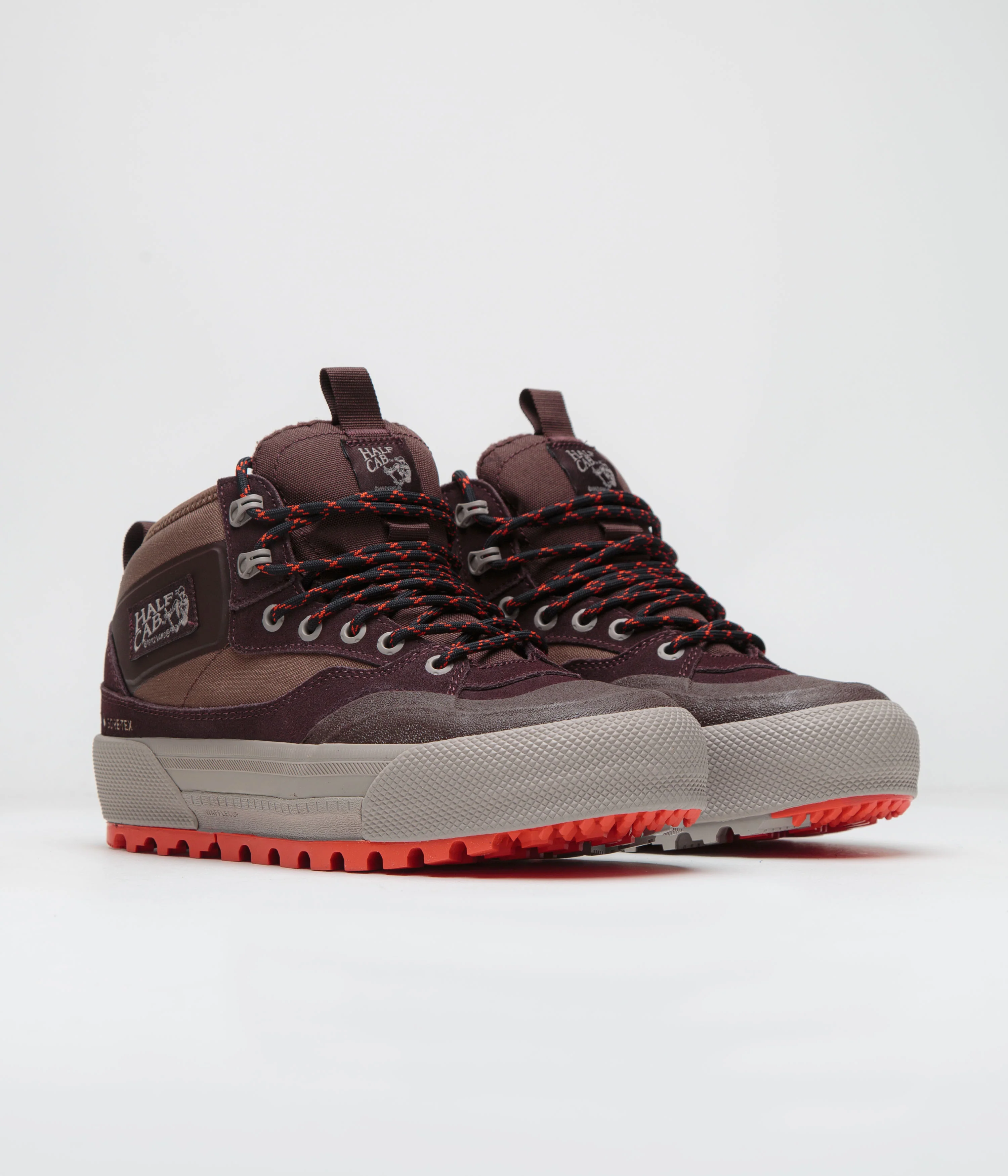 Vans MTE Half Cab Gore-Tex Shoes - Bitter Chocolate - Image 2