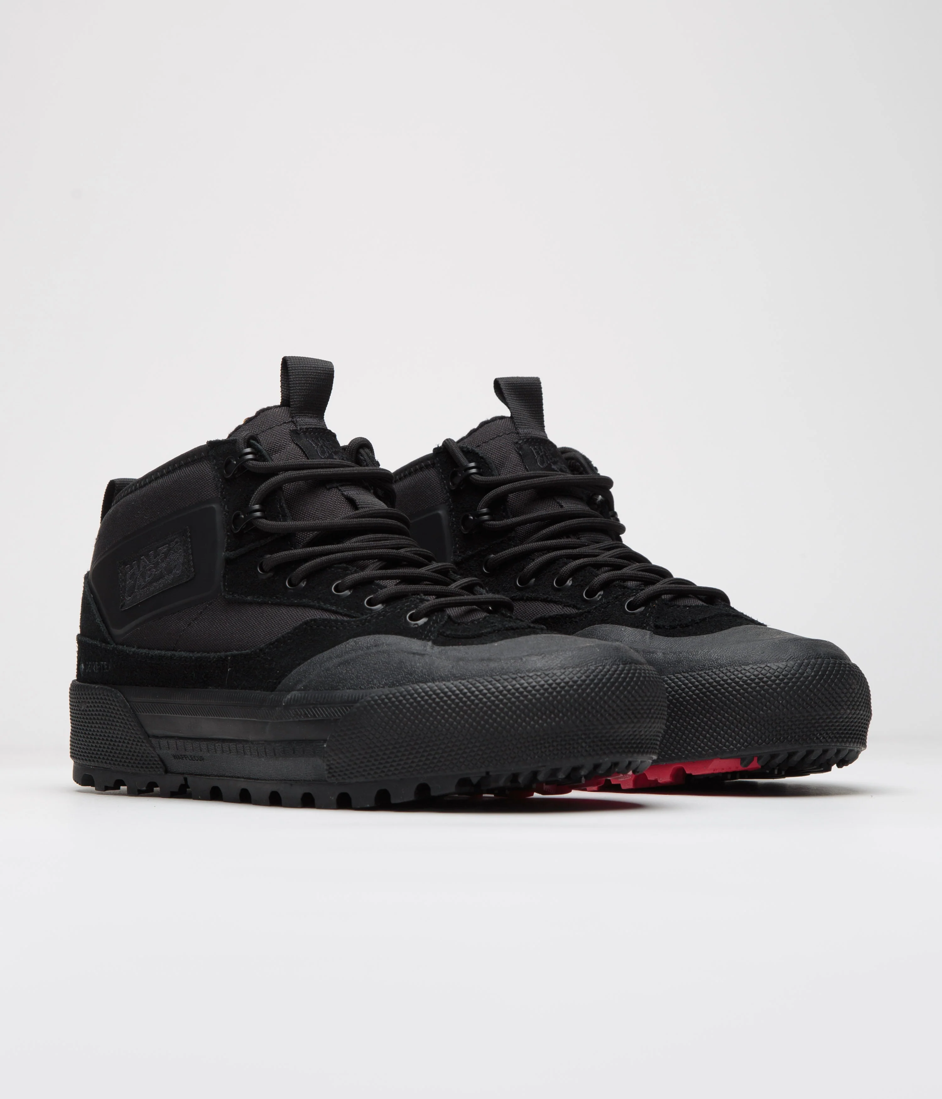Vans MTE Half Cab Gore-Tex Shoes - Black / Black - Image 2