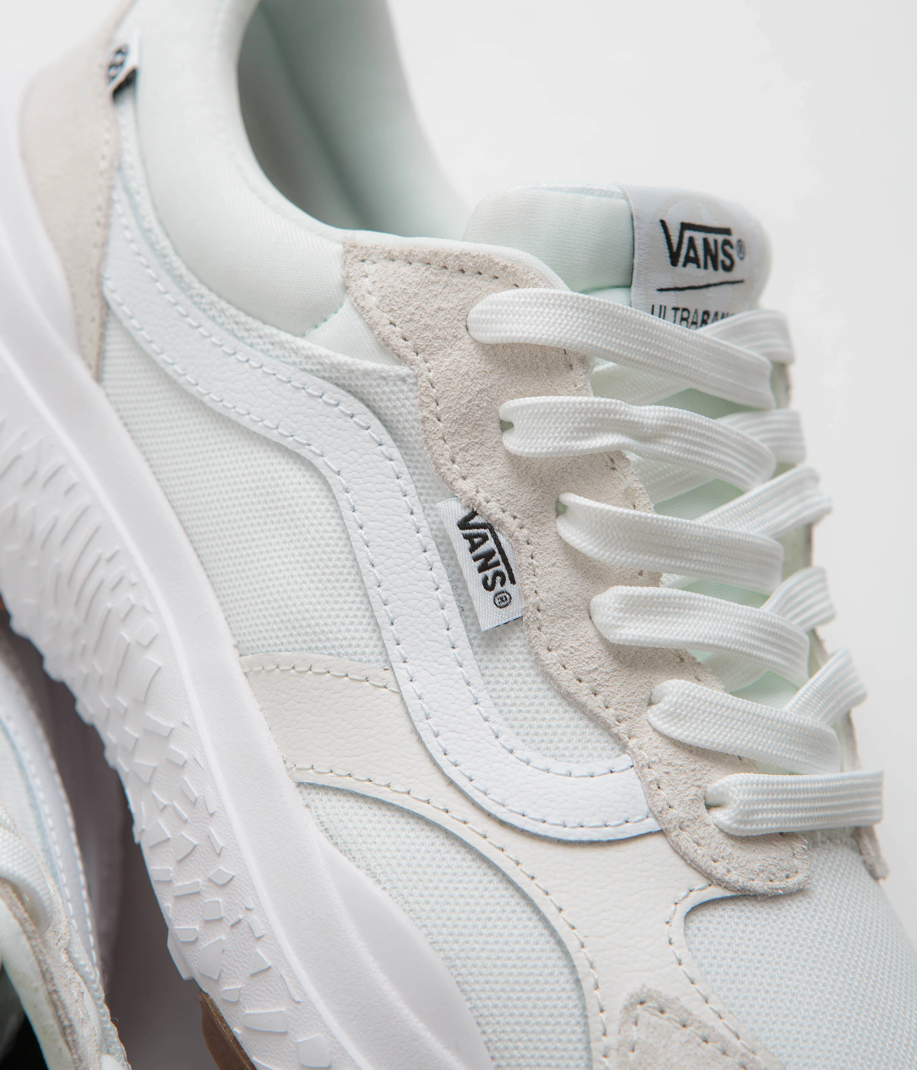 Vans MTE UltraRange Neo VR3 Shoes - True White - Image 3