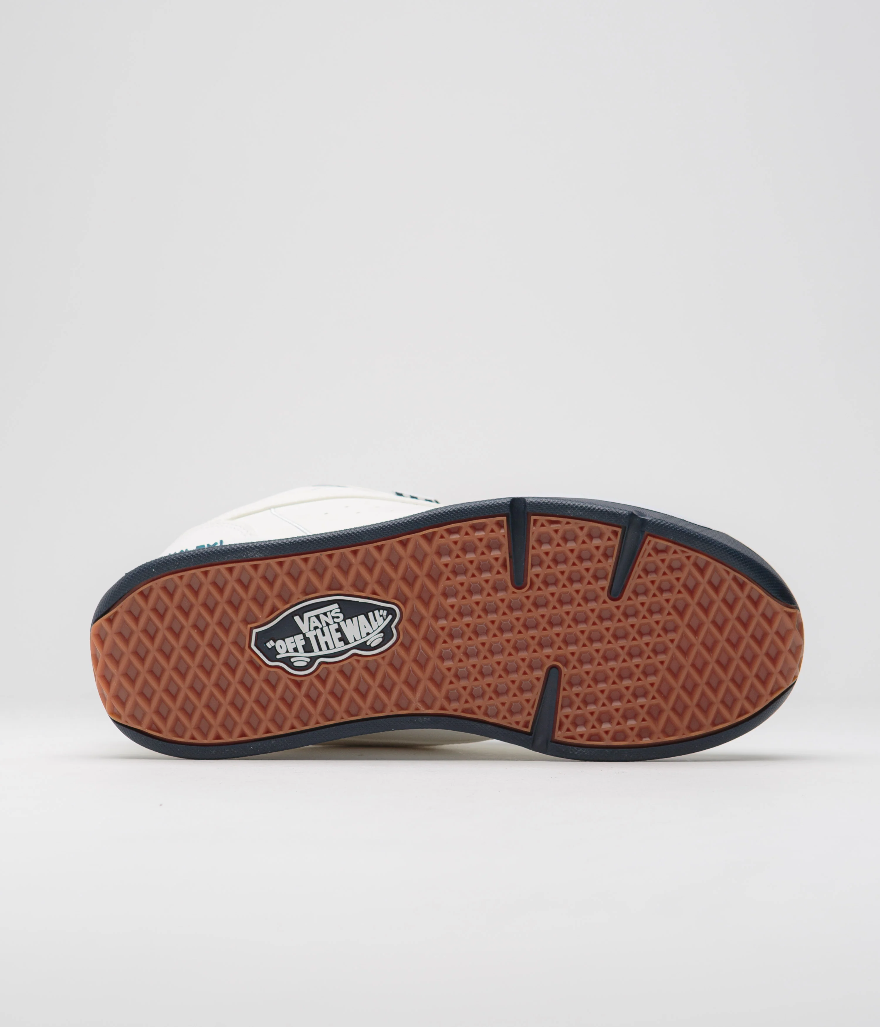 Vans Rowley XLT Shoes - White / Navy - Image 6