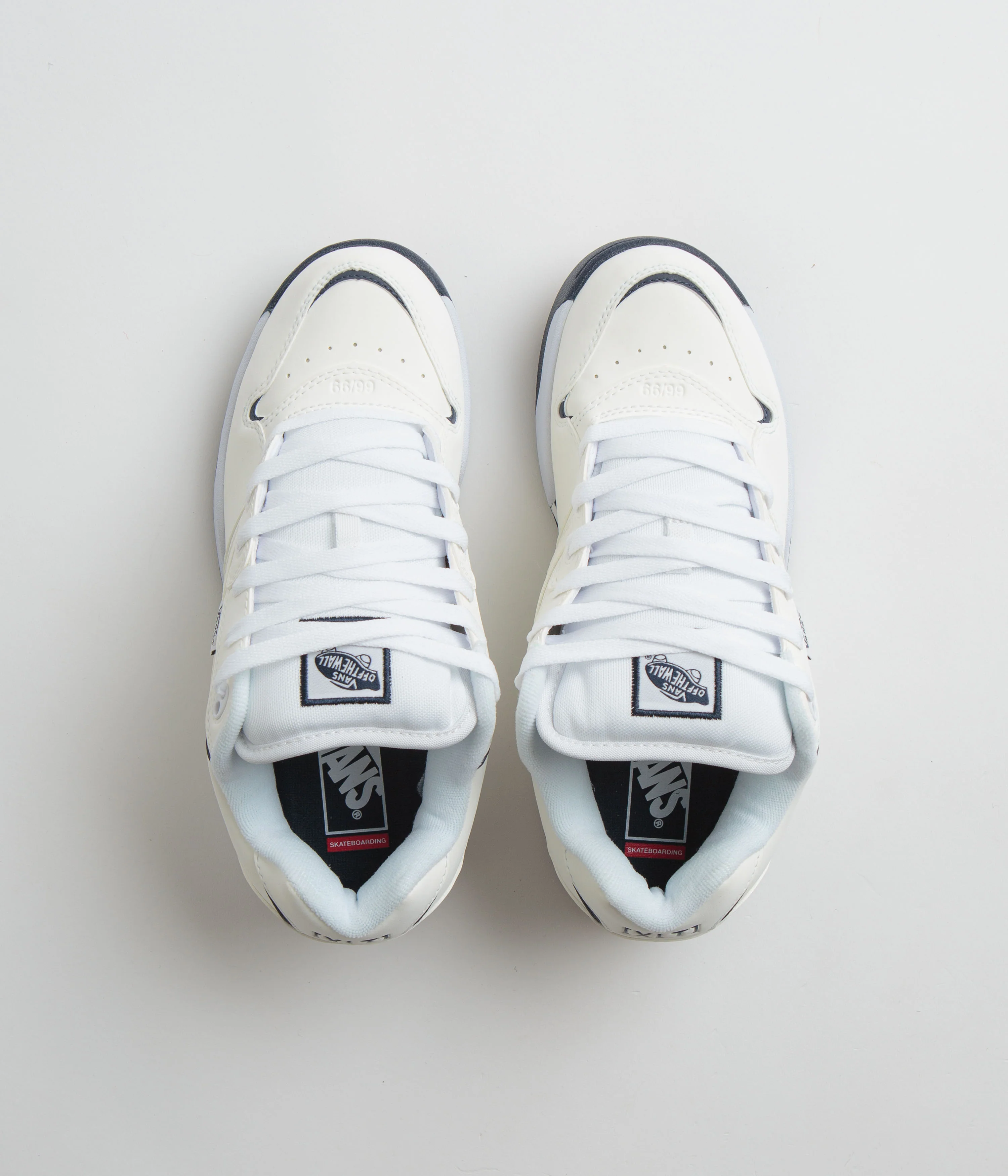 Vans Rowley XLT Shoes - White / Navy - Image 7