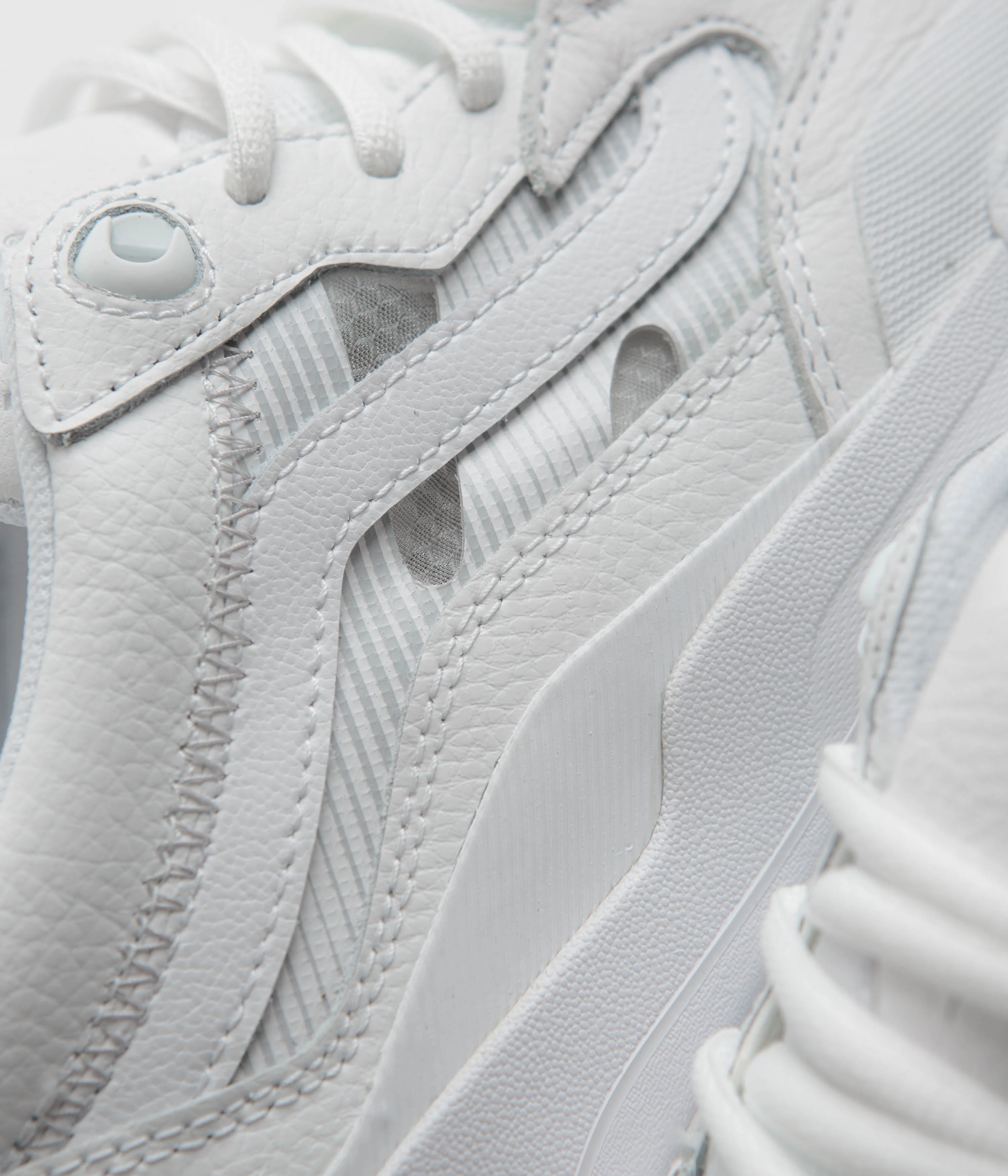 Vans Skate 2 Wayvee Shoes - White - Image 4