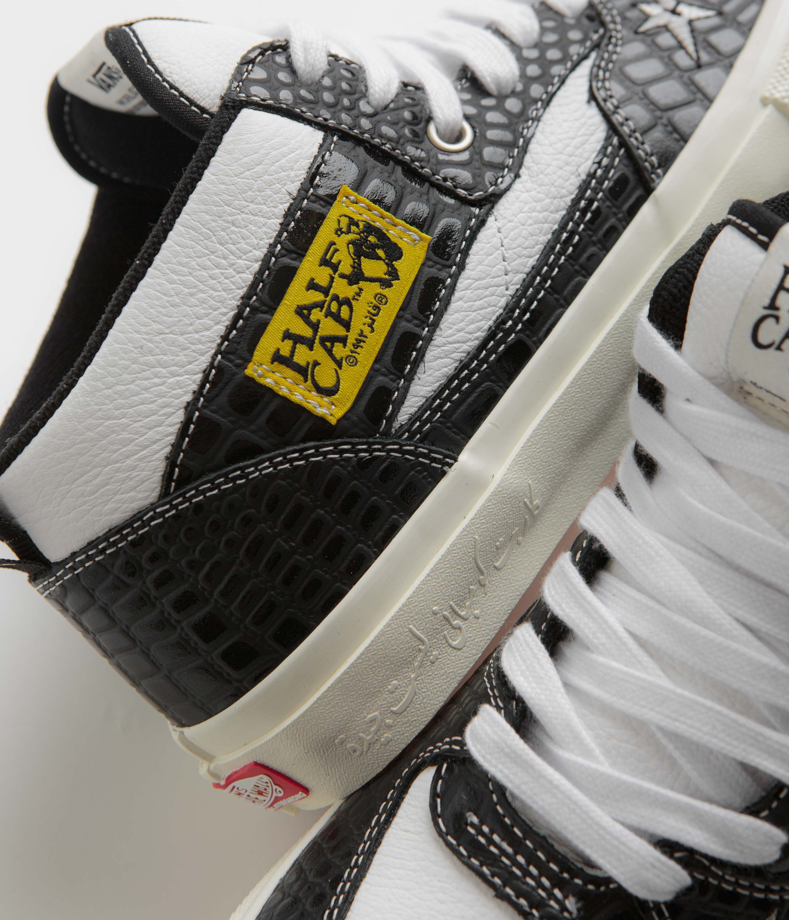Vans Skate Half Cab Shoes - (Carpet) Black - Image 3