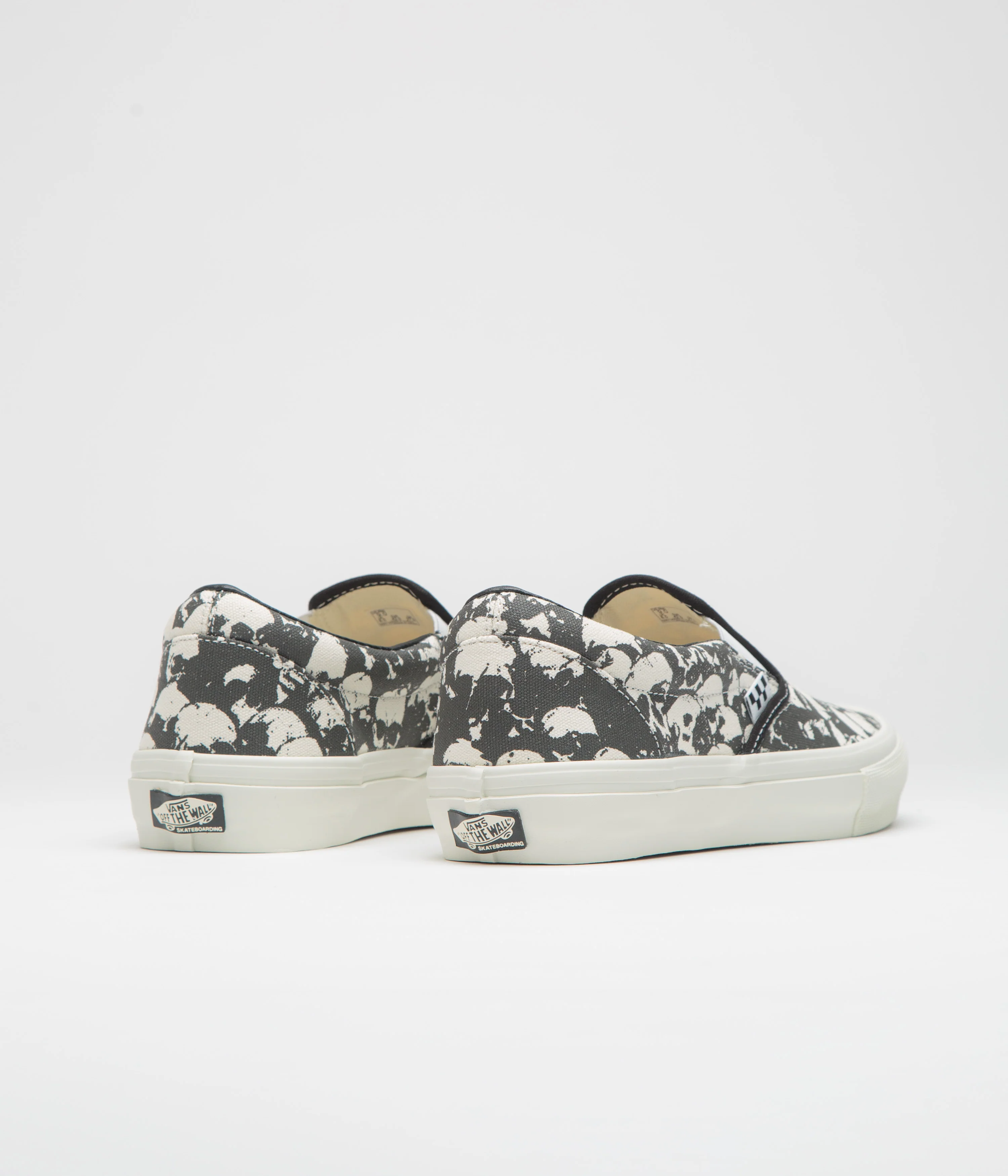Vans Skate Slip-On Shoes - Skull Pile Black / White / Gum - Image 4