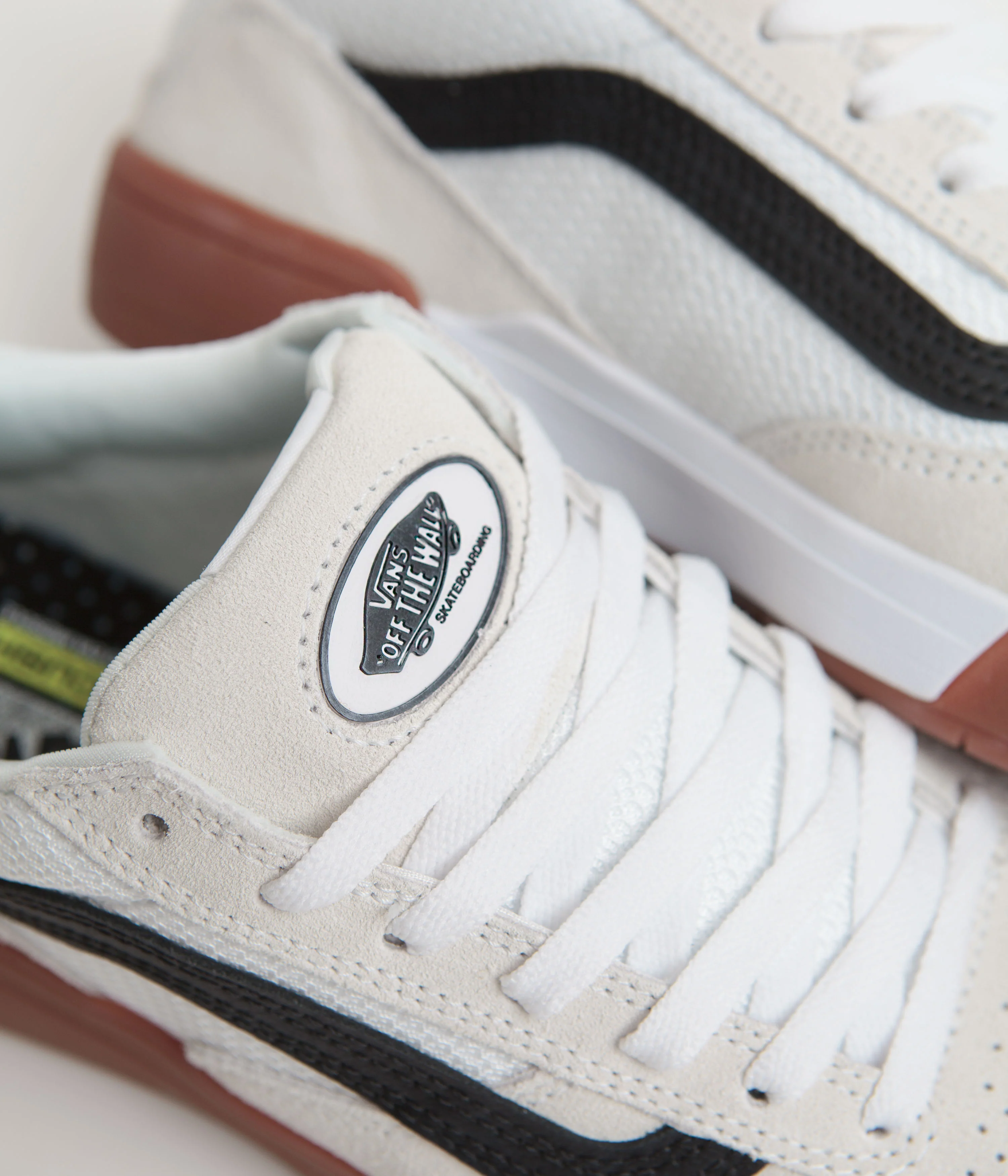 Vans Zahba Shoes - White / Black / Gum - Image 3