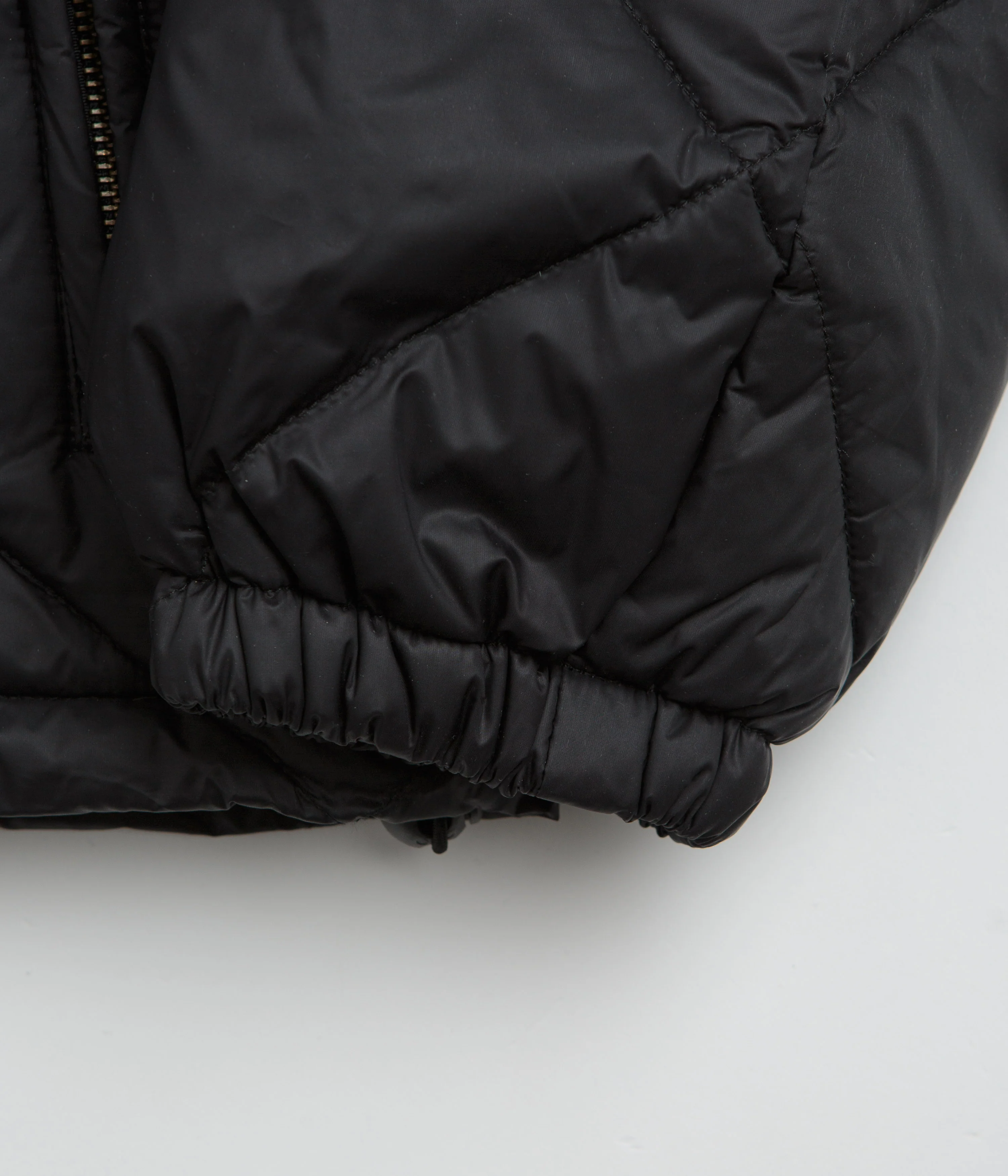 Yardsale Diamond Down Puffer Jacket - Black - Image 8