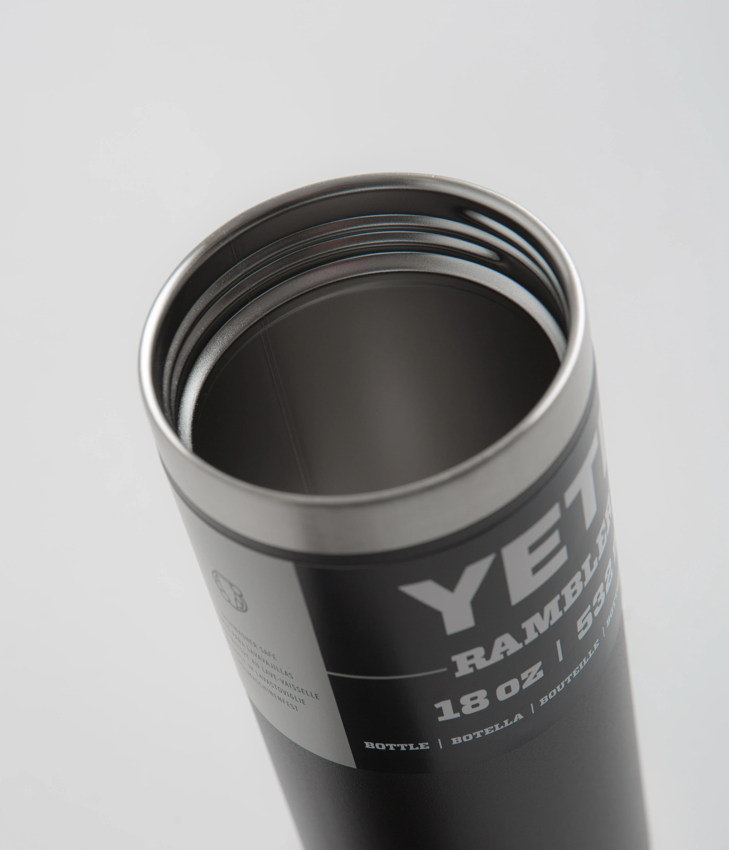 Yeti Chug Cap Rambler Bottle 18oz - Black - Image 4